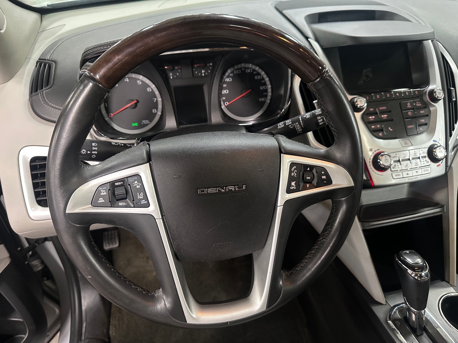 Thumbnail: 2017 GMC Terrain - 4