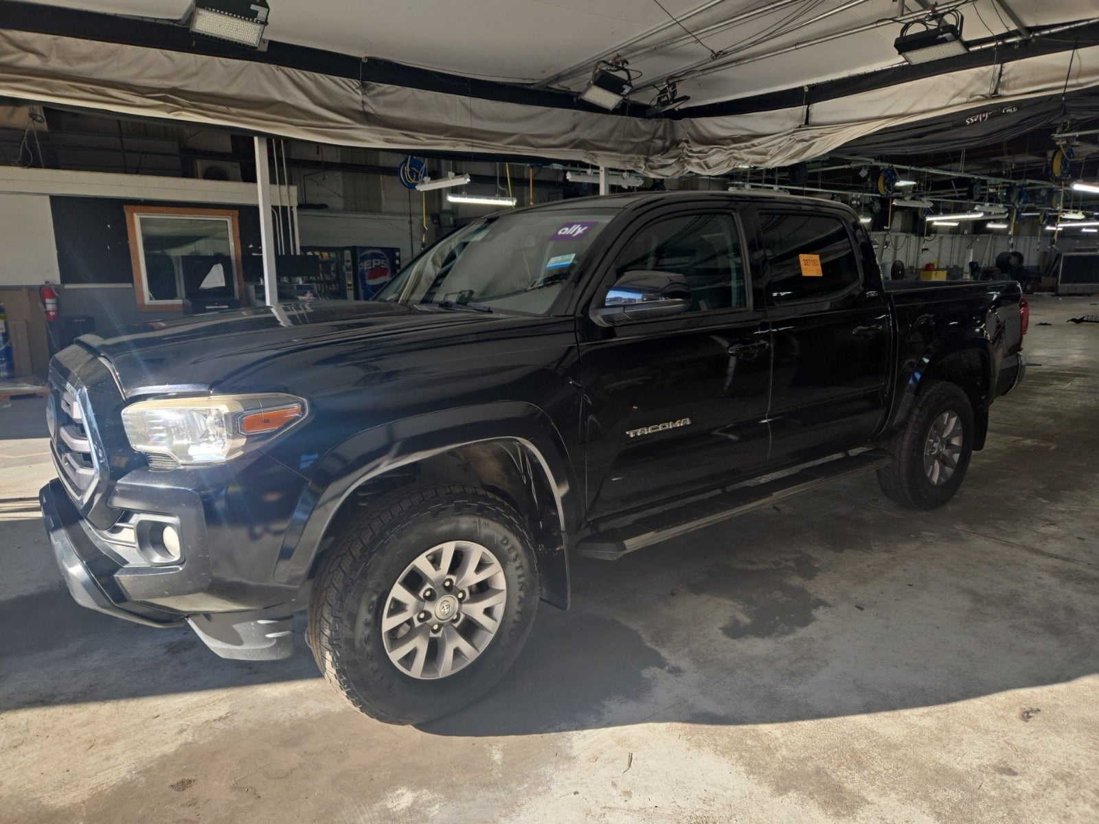 2019 Toyota Tacoma SR5 Double Cab 5' Bed V6 At