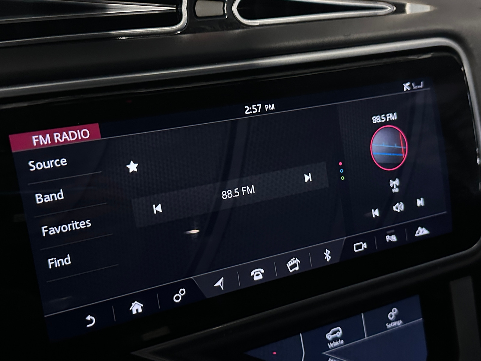 Thumbnail: 2018 Land Rover Range Rover - 3
