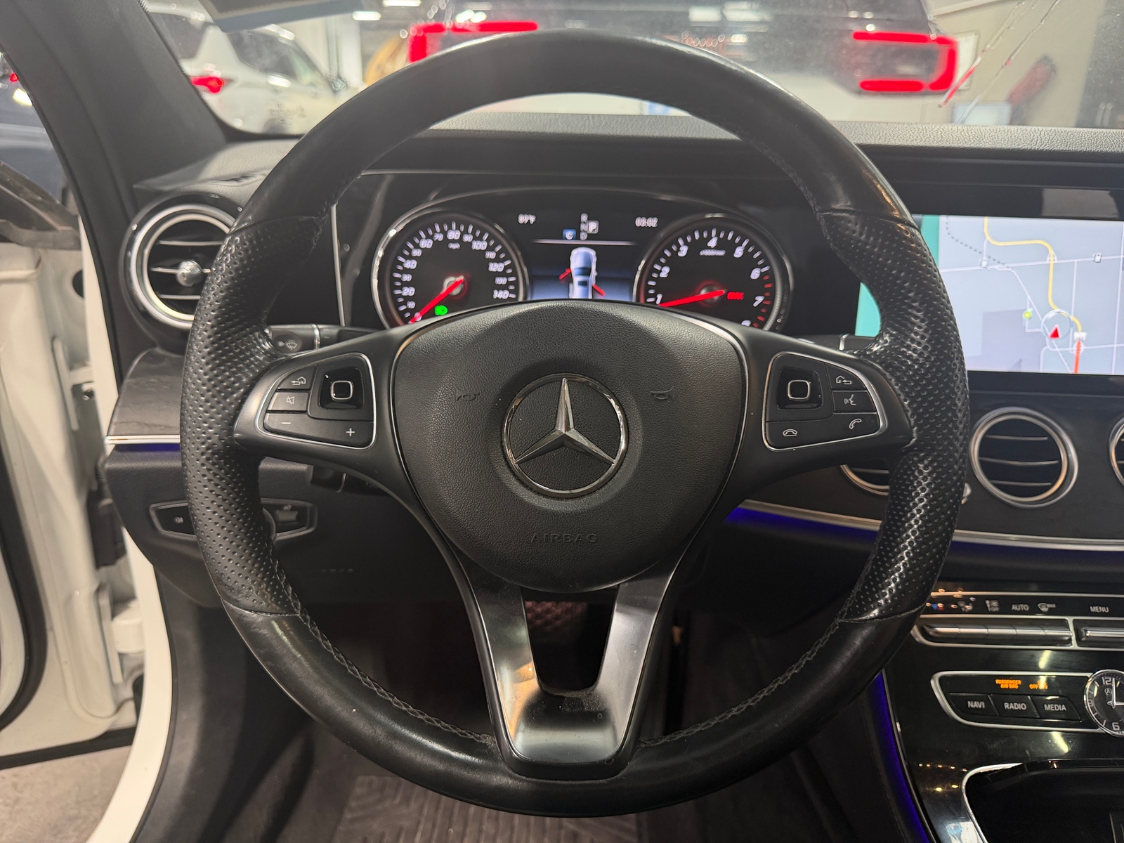 Thumbnail: 2017 Mercedes-Benz E-Class - 4