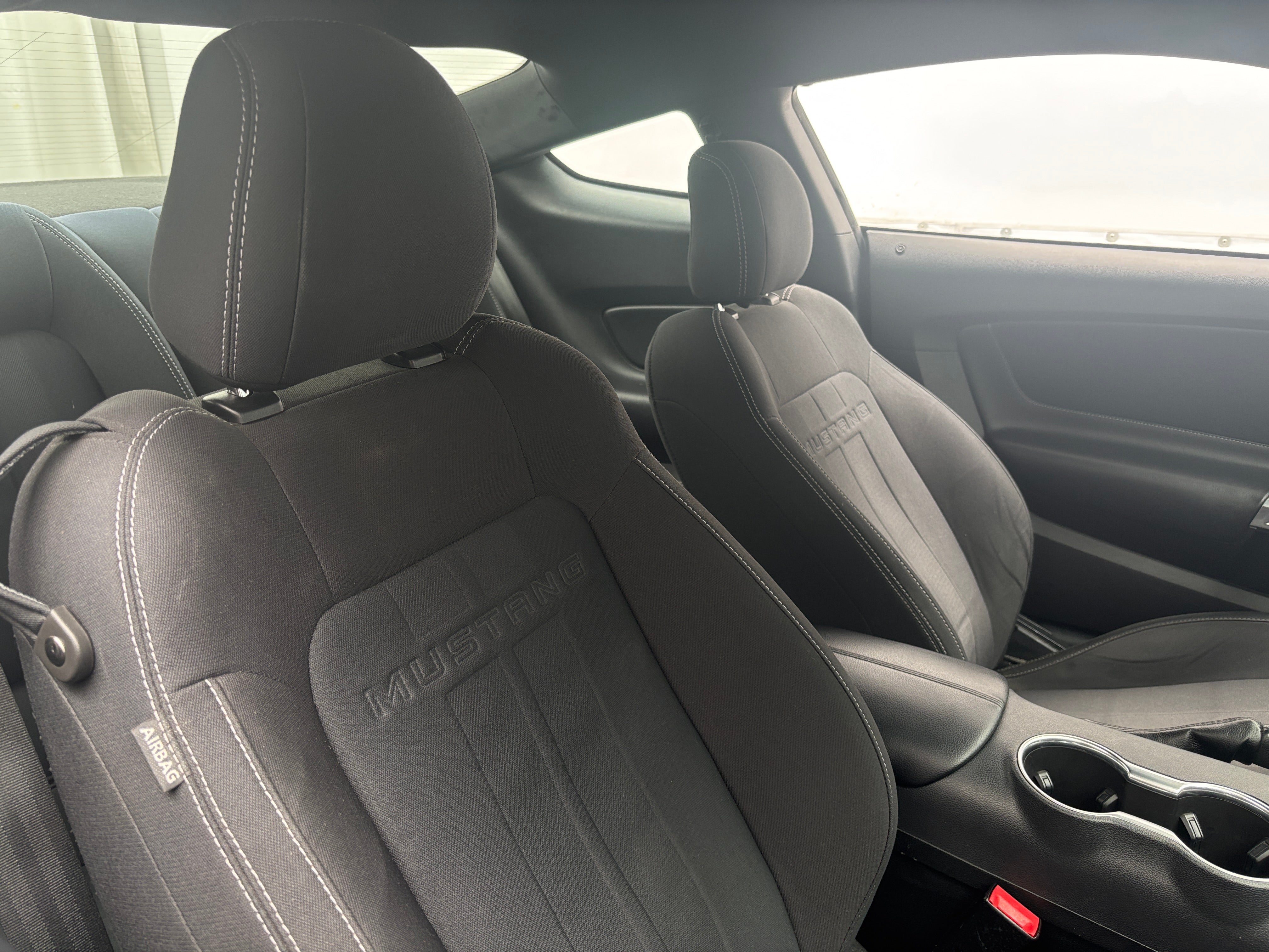2022 Ford Mustang EcoBoost