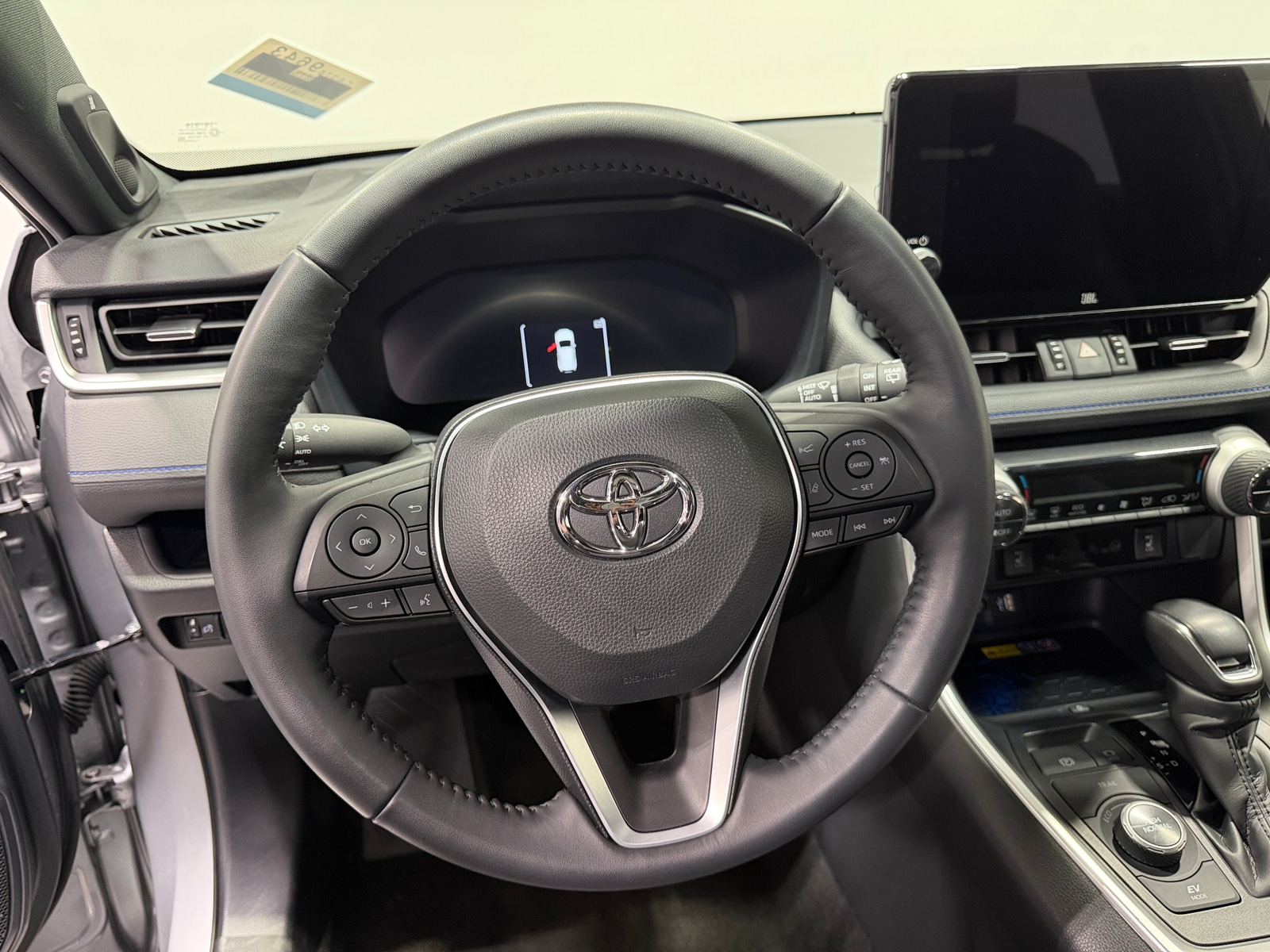 Thumbnail: 2025 Toyota RAV4 - 5