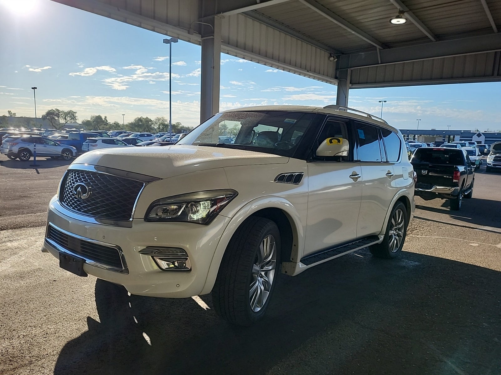 2015 Infiniti QX80 4WD 4dr 7-Passenger