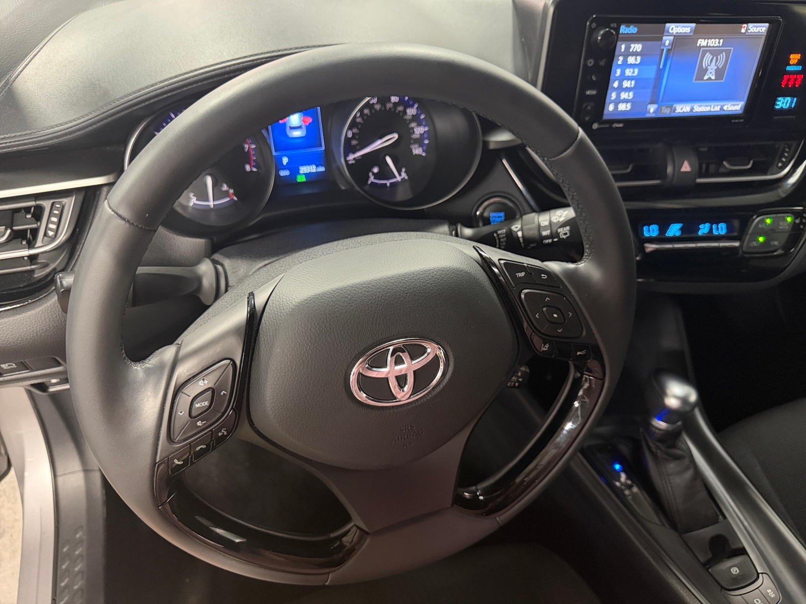 Thumbnail: 2018 Toyota C-HR - 5