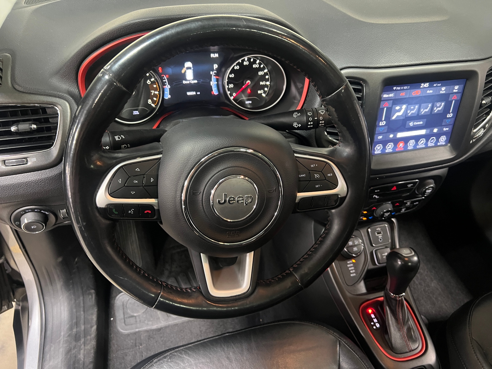 Thumbnail: 2017 Jeep Compass - 4