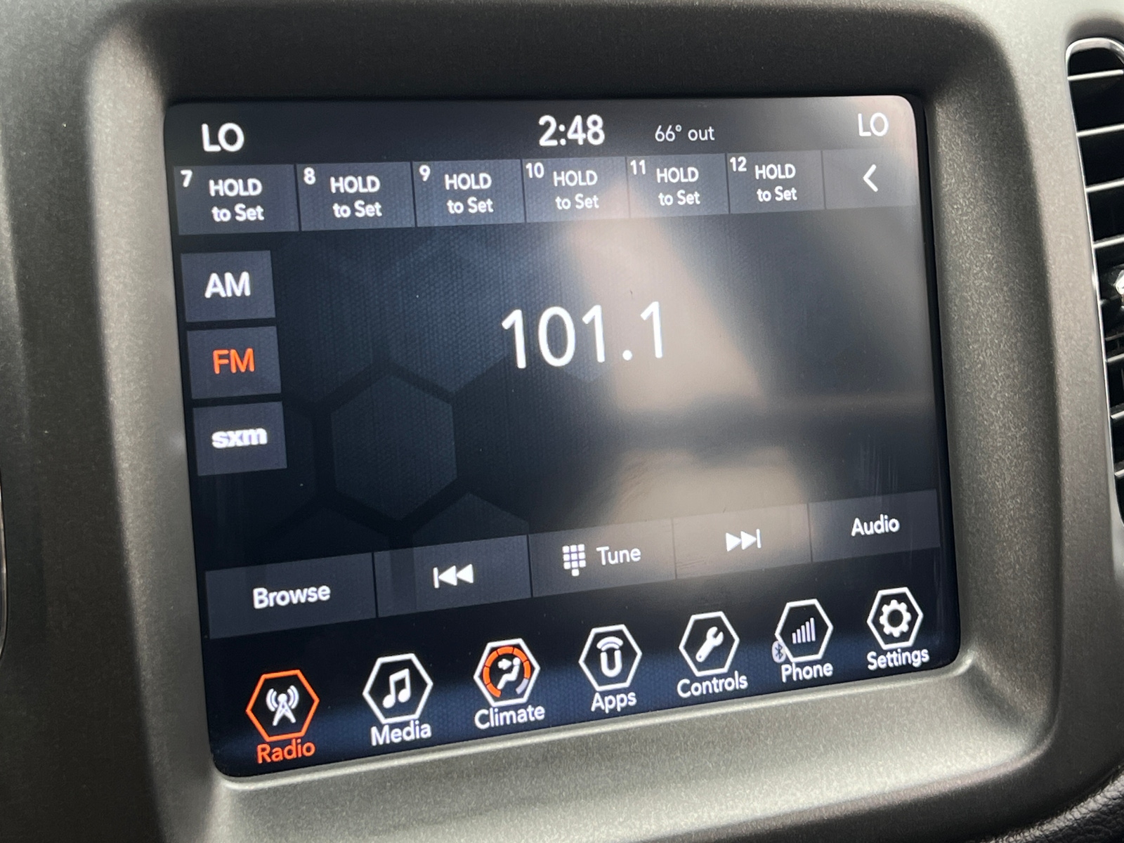 Thumbnail: 2017 Jeep Compass - 3