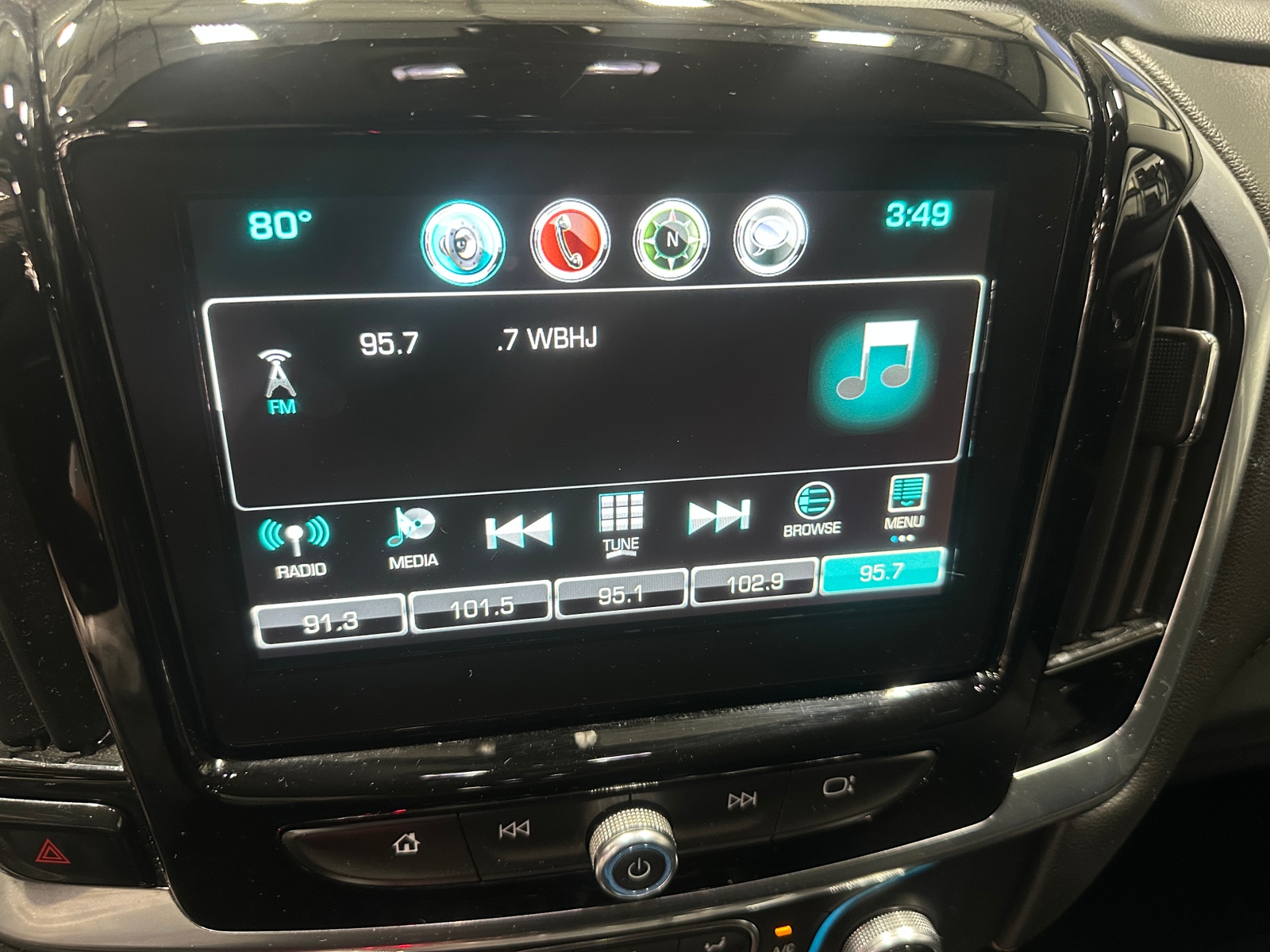 Thumbnail: 2019 Chevrolet Traverse - 4