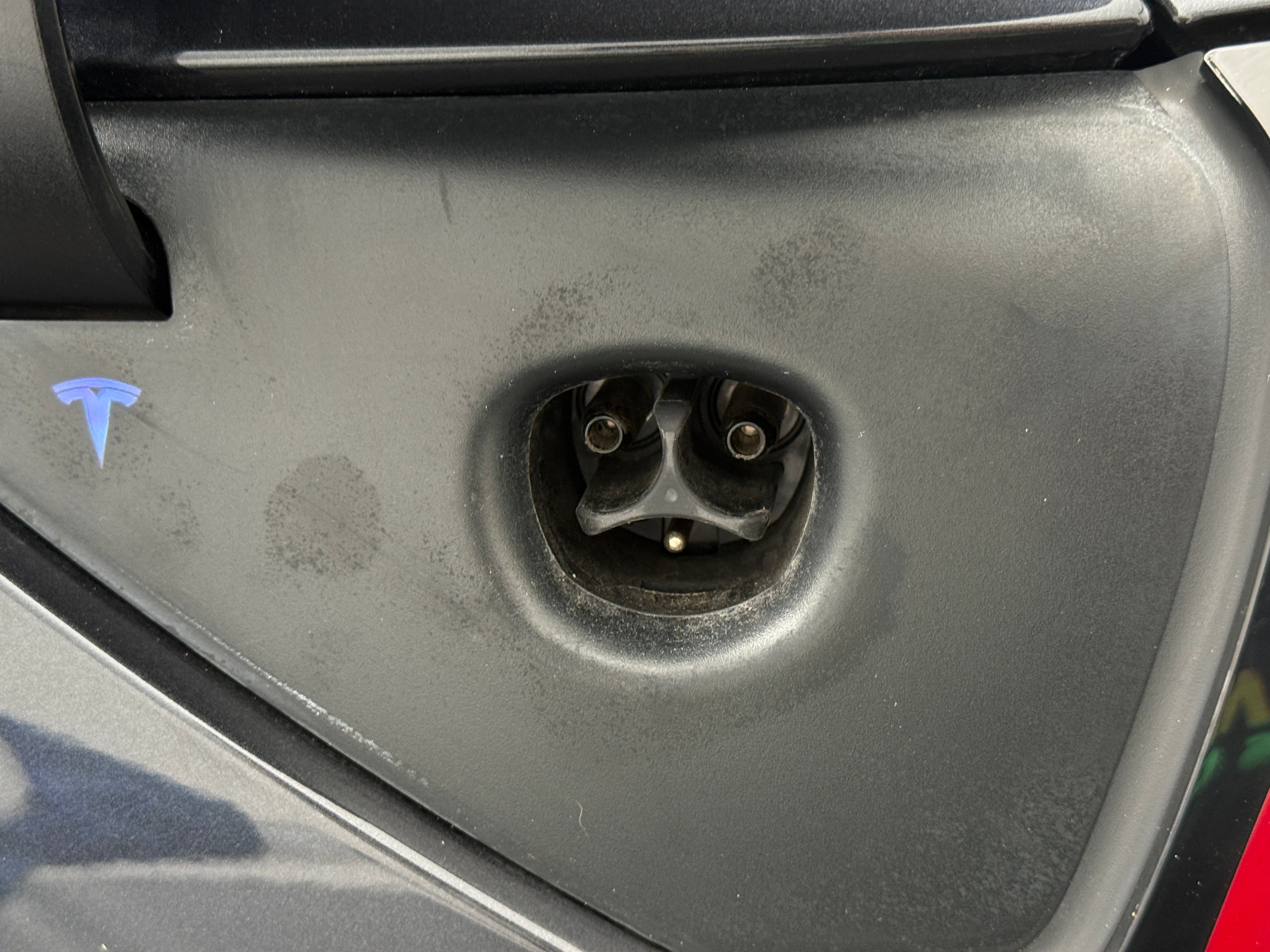 Used 2024 Tesla Model Y Long Range with VIN 7SAYGDED9RF046039 for sale in Auburn, WA