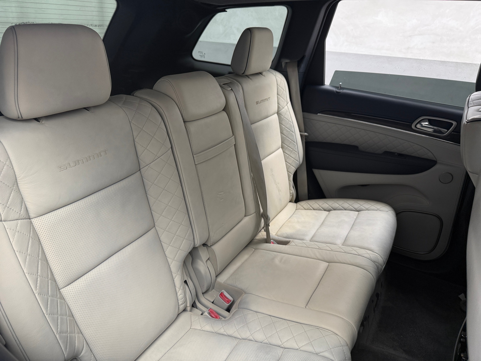 Thumbnail: 2017 Jeep Grand Cherokee - 5