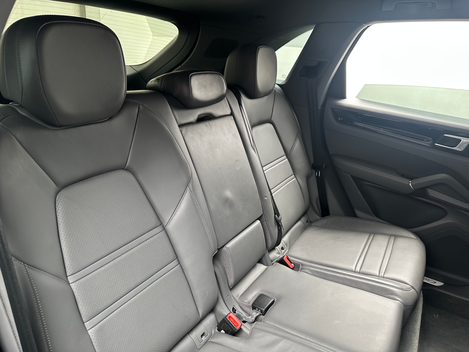 Thumbnail: 2019 Porsche Cayenne - 6