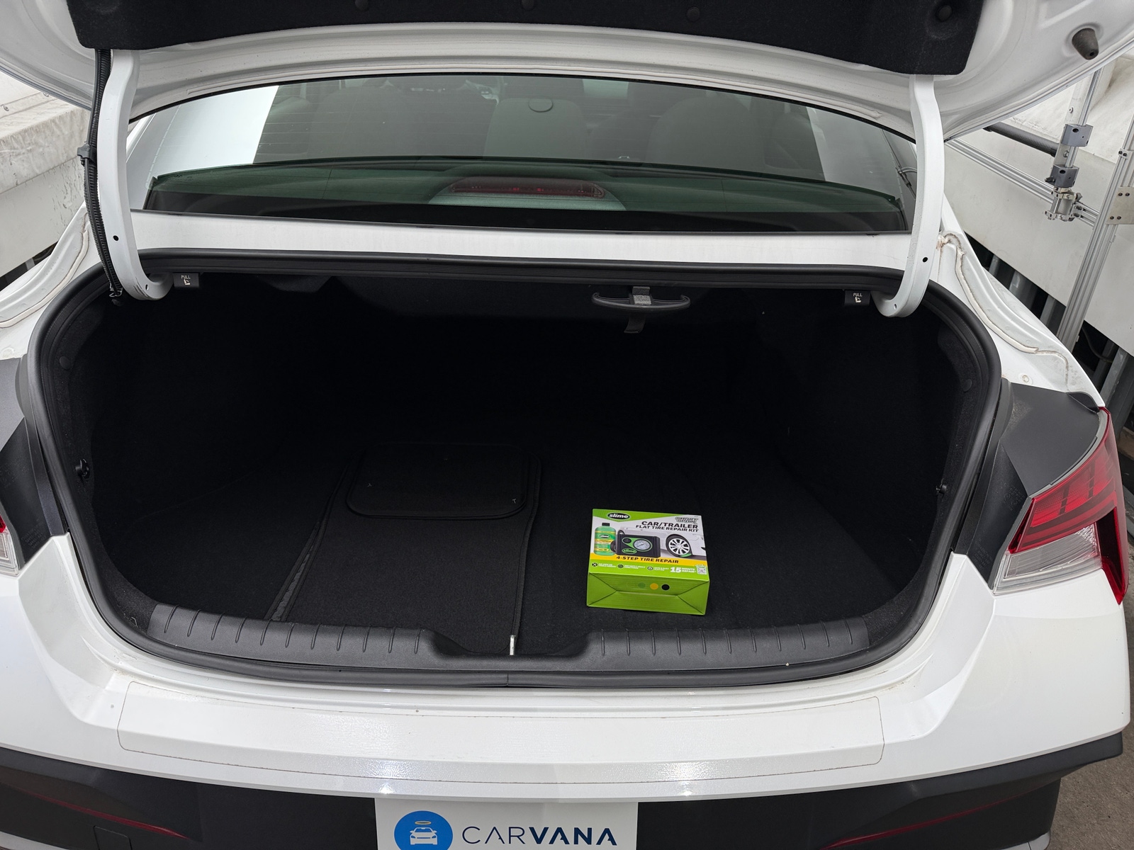 Thumbnail: 2024 Hyundai Elantra - 7