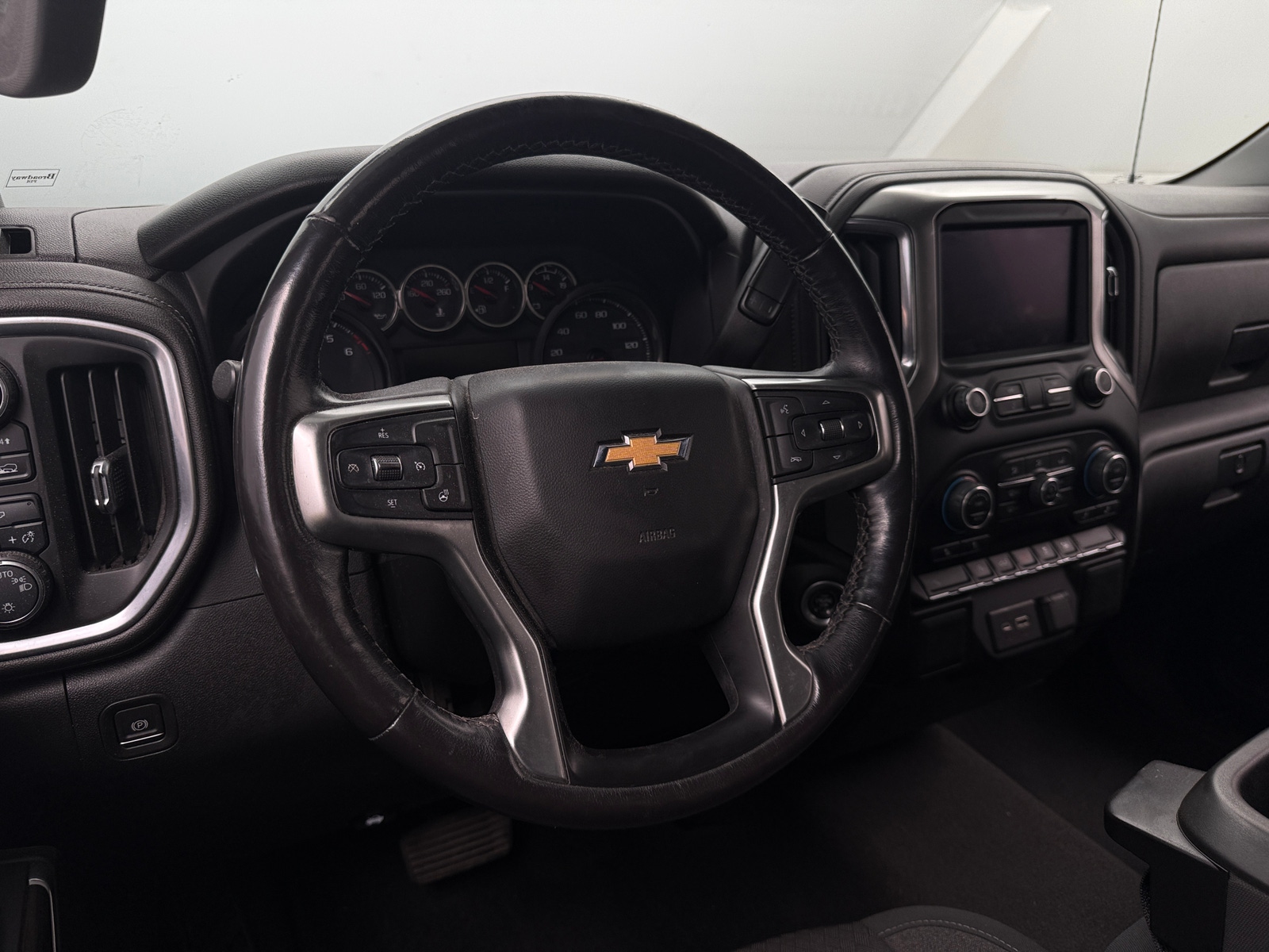 Thumbnail: 2021 Chevrolet Silverado 1500 - 5
