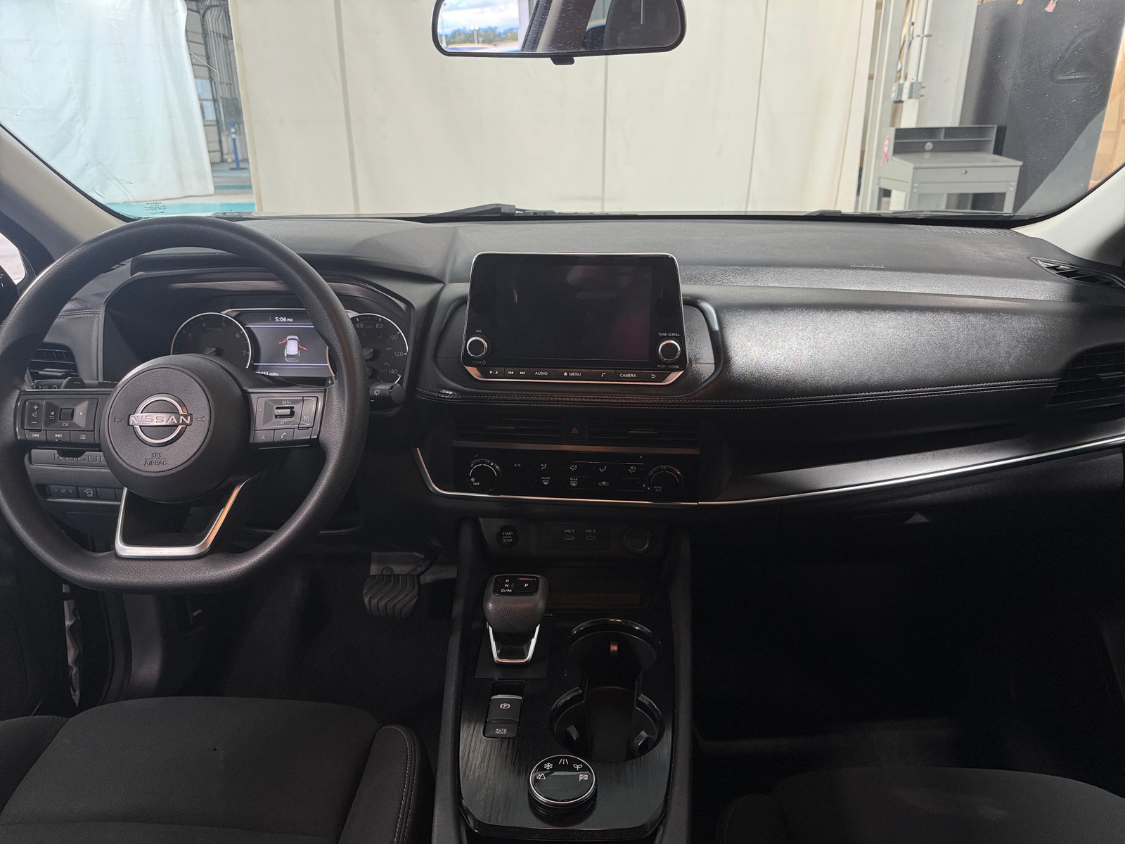 Thumbnail: 2024 Nissan Rogue - 3