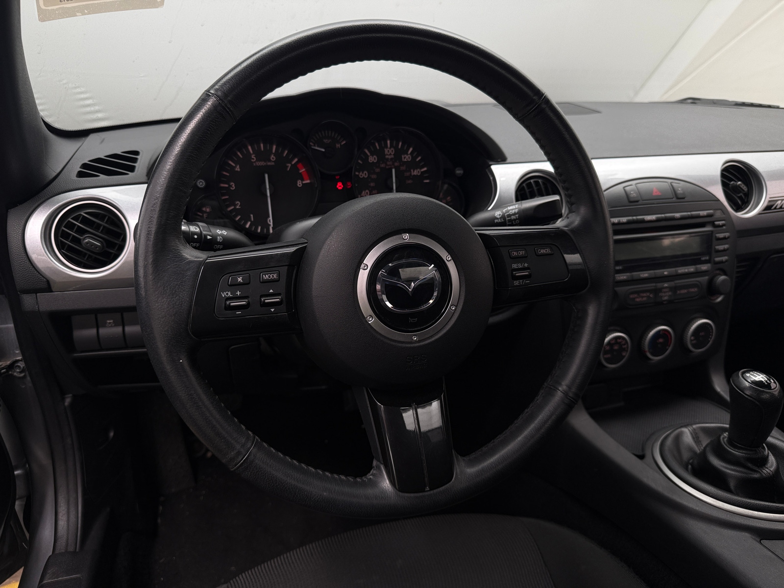 Thumbnail: 2013 Mazda MX-5 Miata - 5