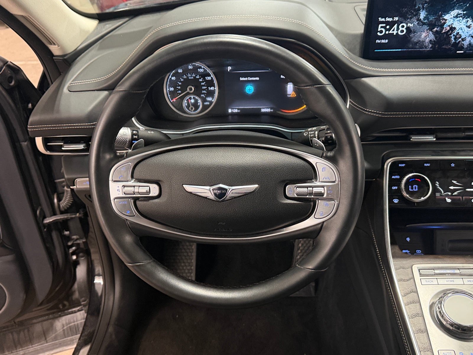 Thumbnail: 2024 Genesis GV80 - 4