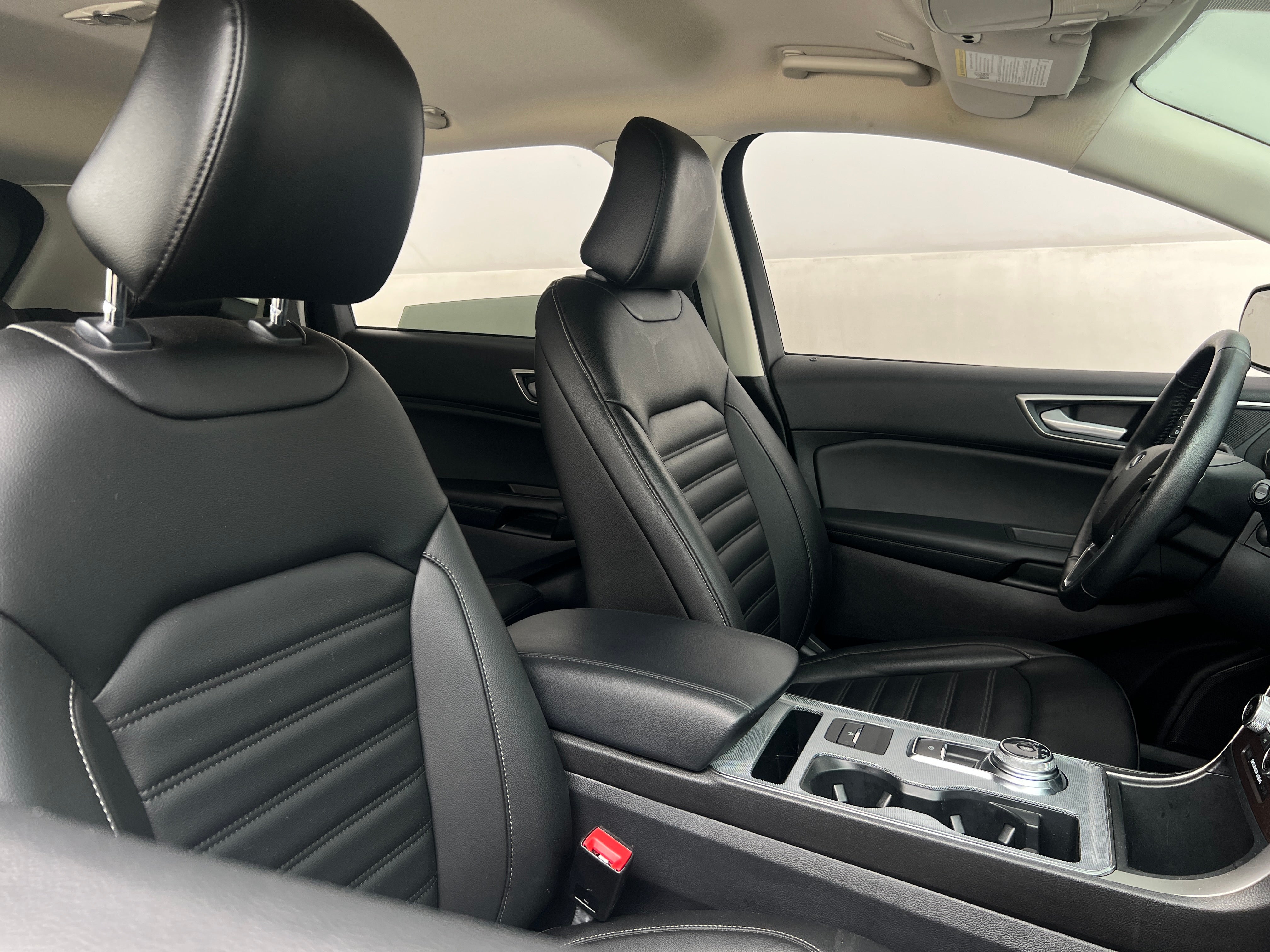 2021 Ford Edge