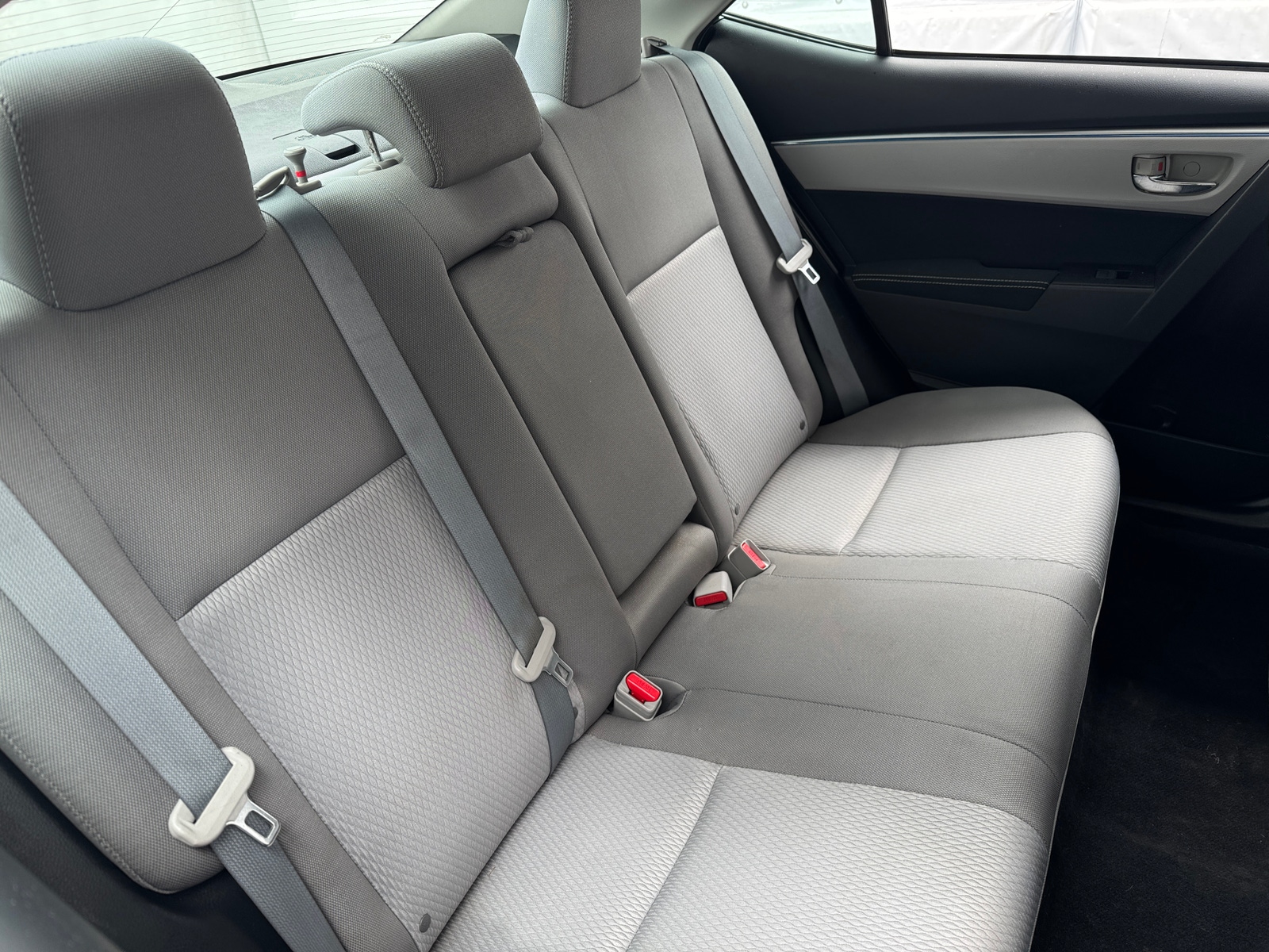 Thumbnail: 2015 Toyota Corolla - 6