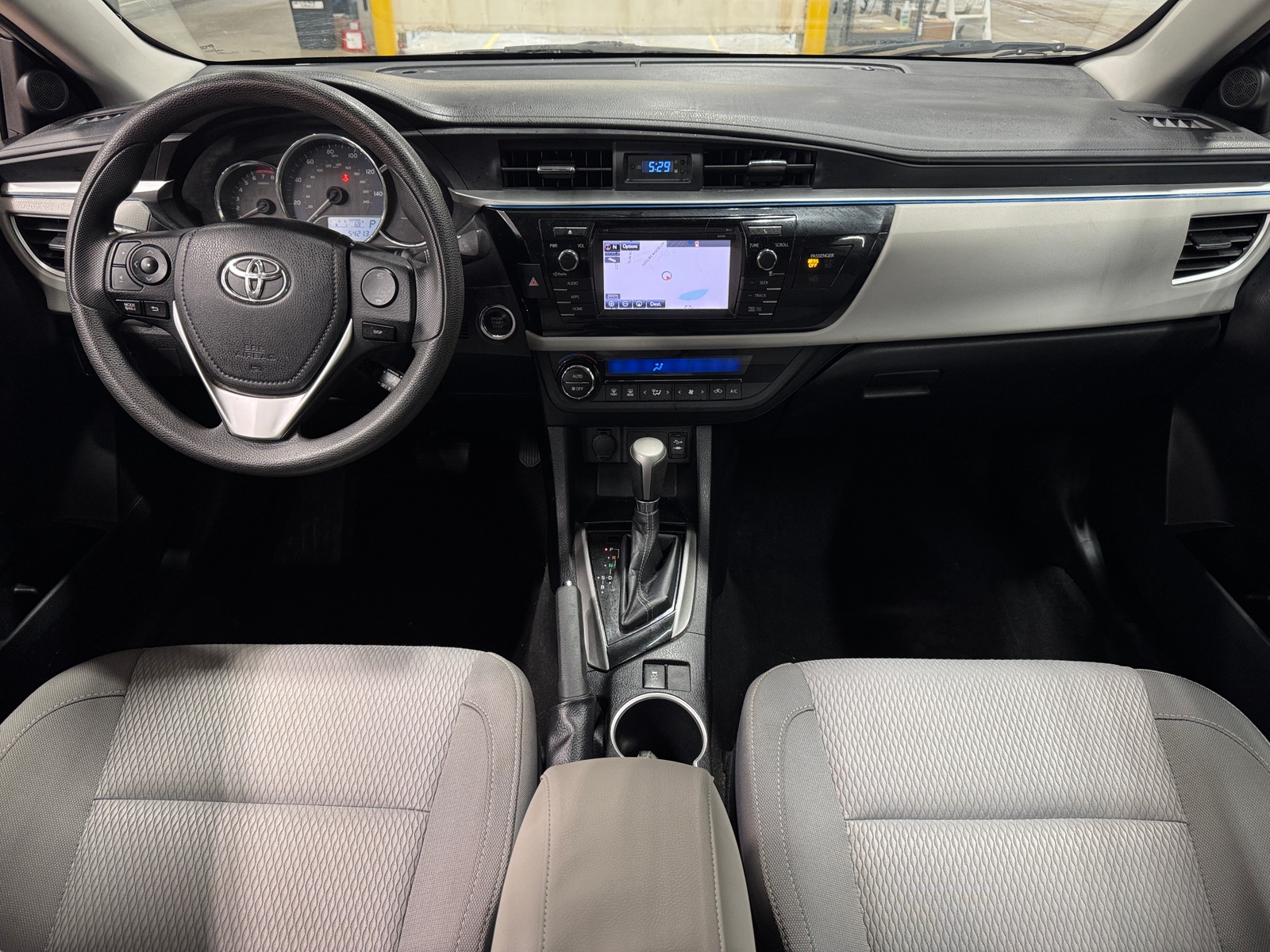 Thumbnail: 2015 Toyota Corolla - 3