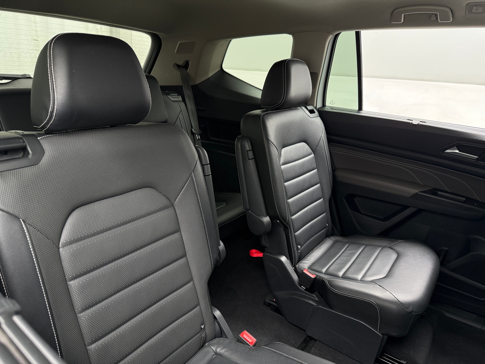 Thumbnail: 2021 Volkswagen Atlas - 6