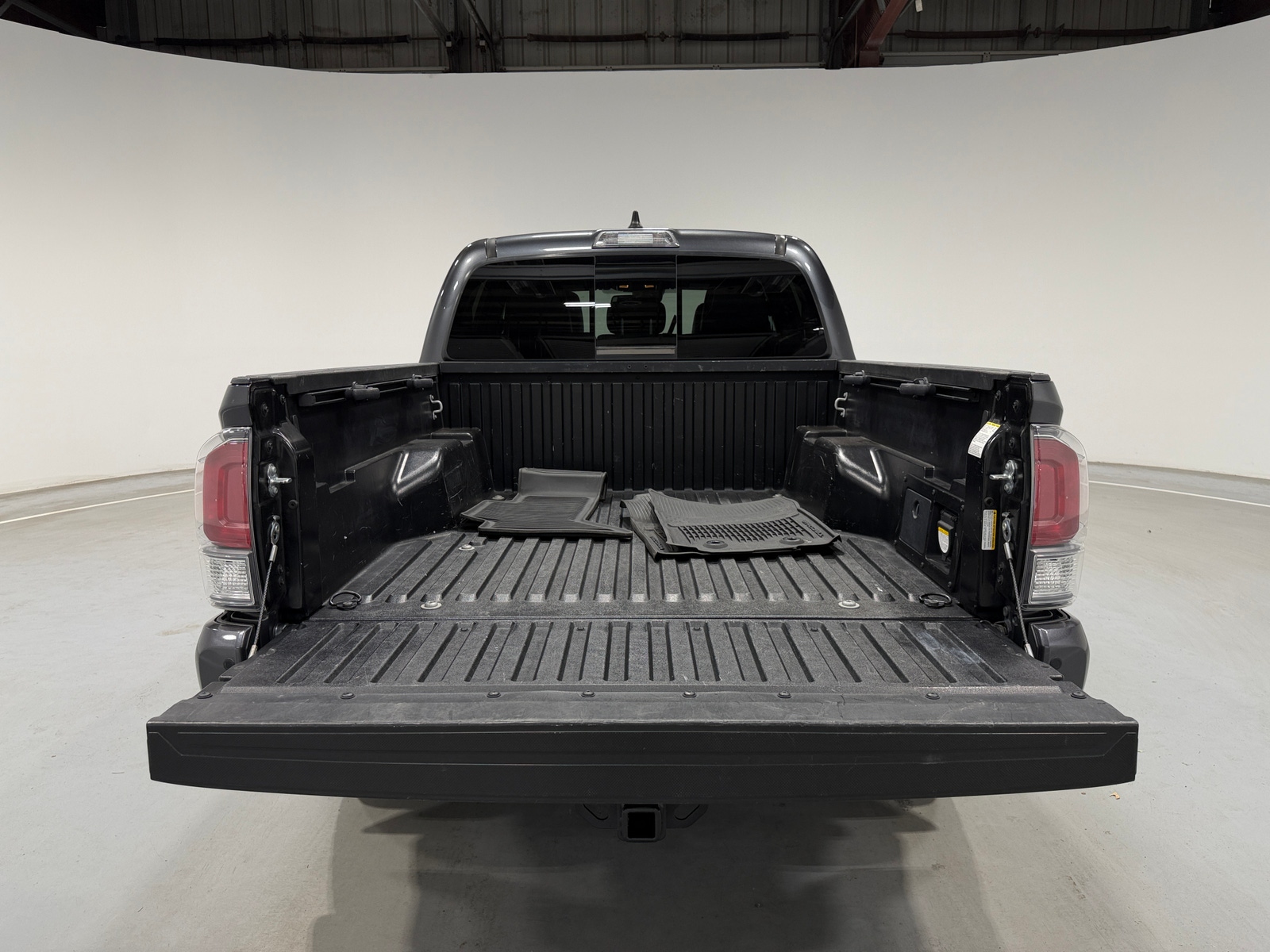 Thumbnail: 2022 Toyota Tacoma - 7
