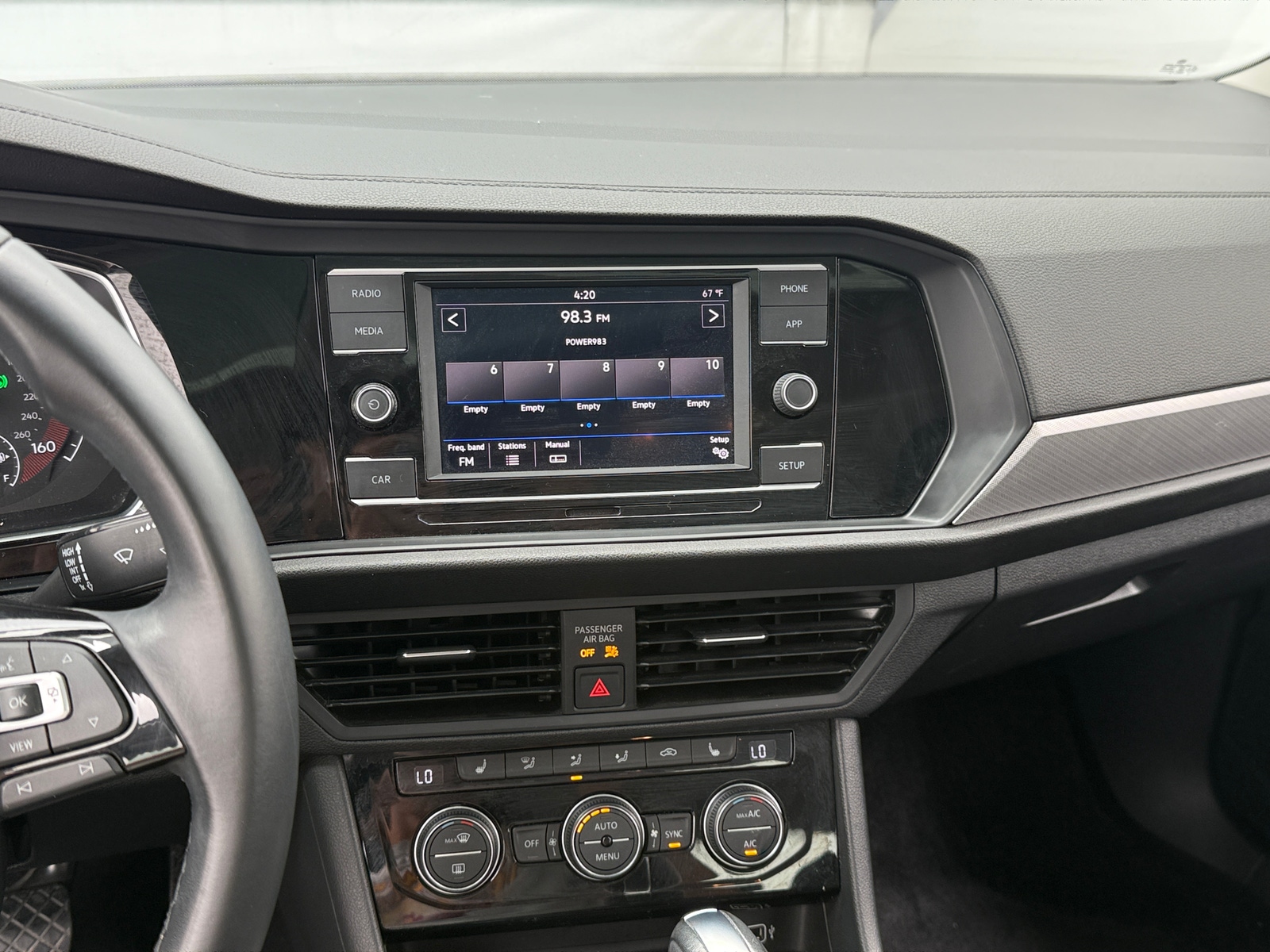 Thumbnail: 2019 Volkswagen Jetta - 4