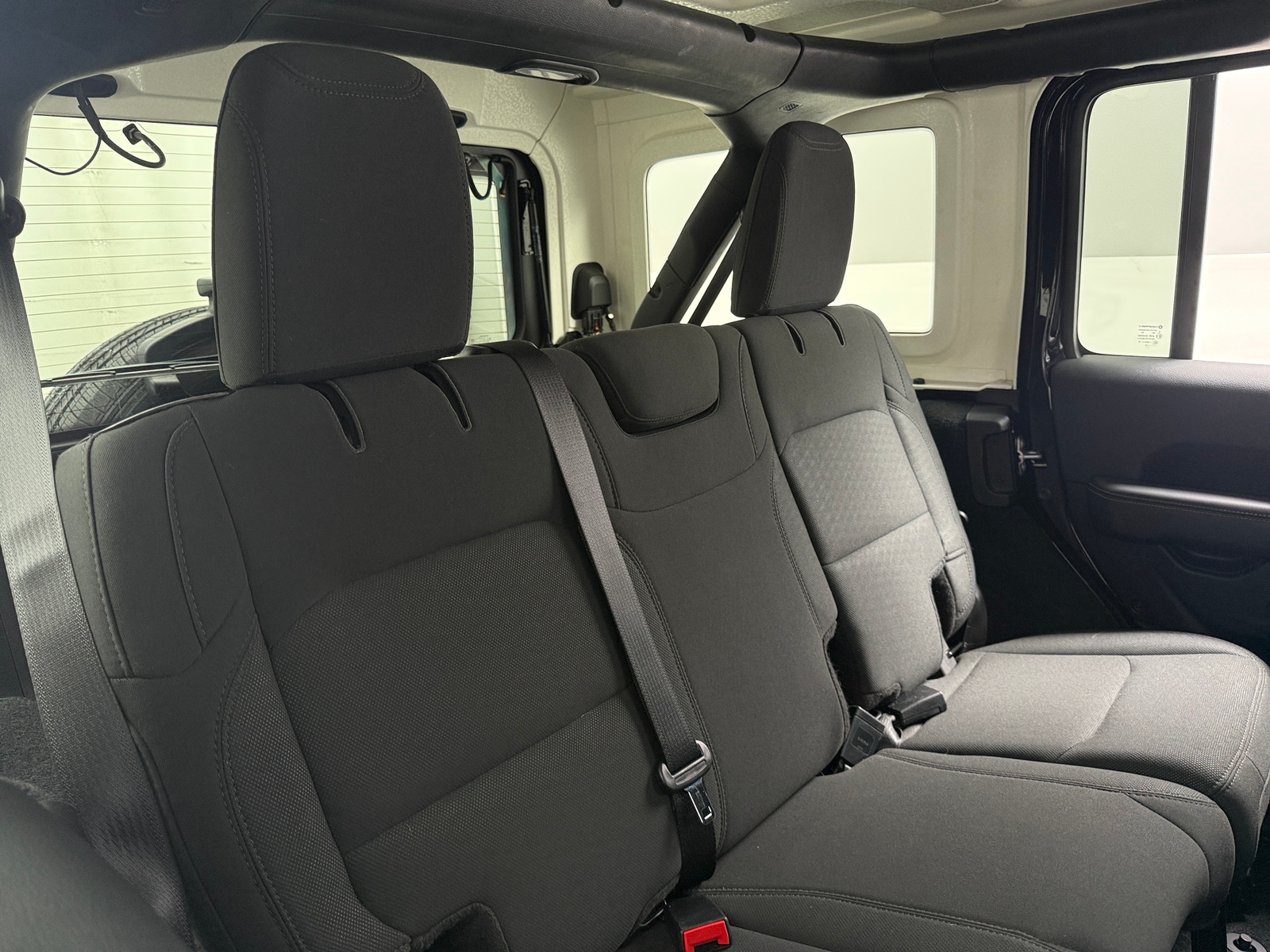 Thumbnail: 2019 Jeep Wrangler - 6