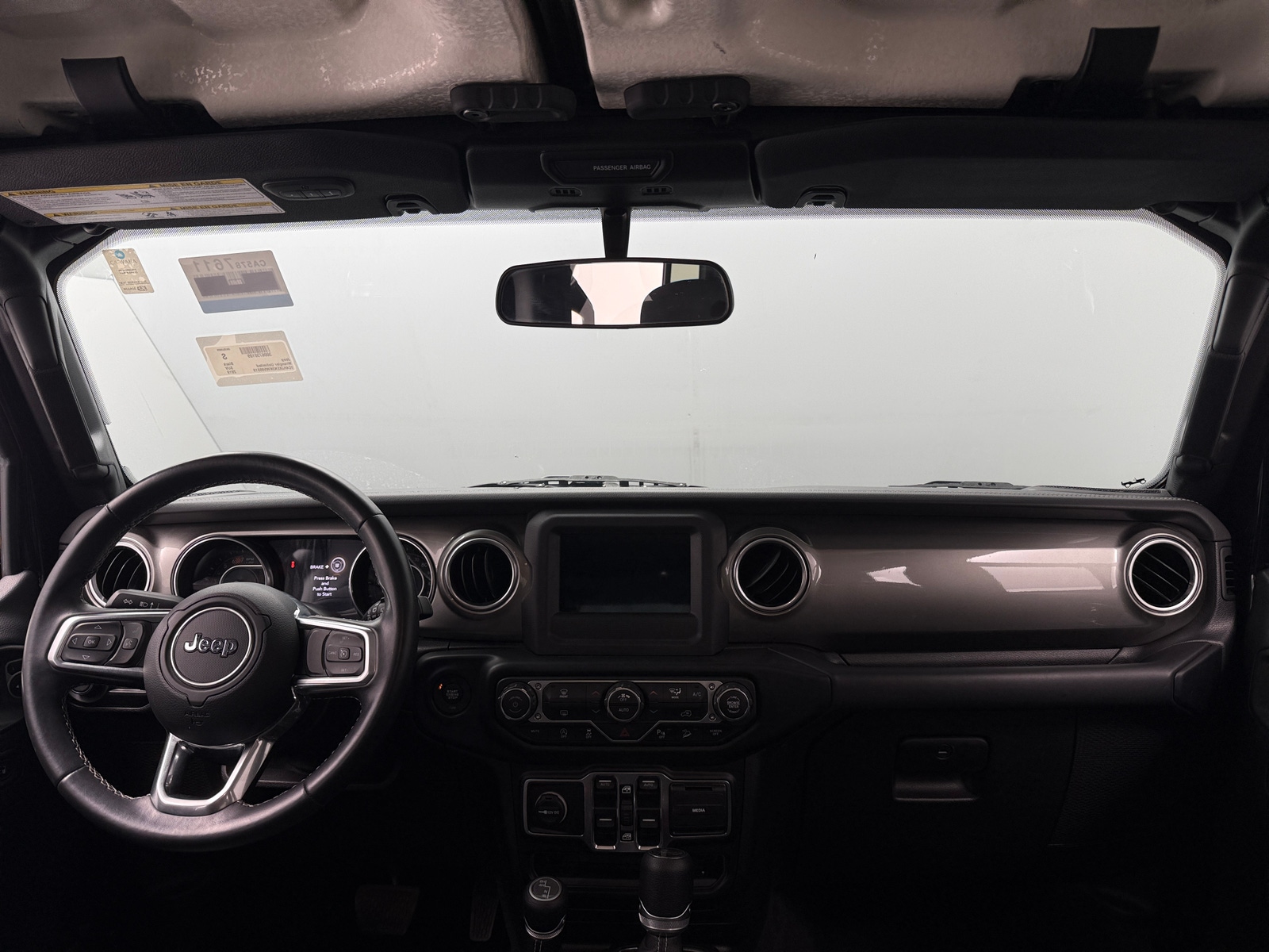 Thumbnail: 2019 Jeep Wrangler - 3