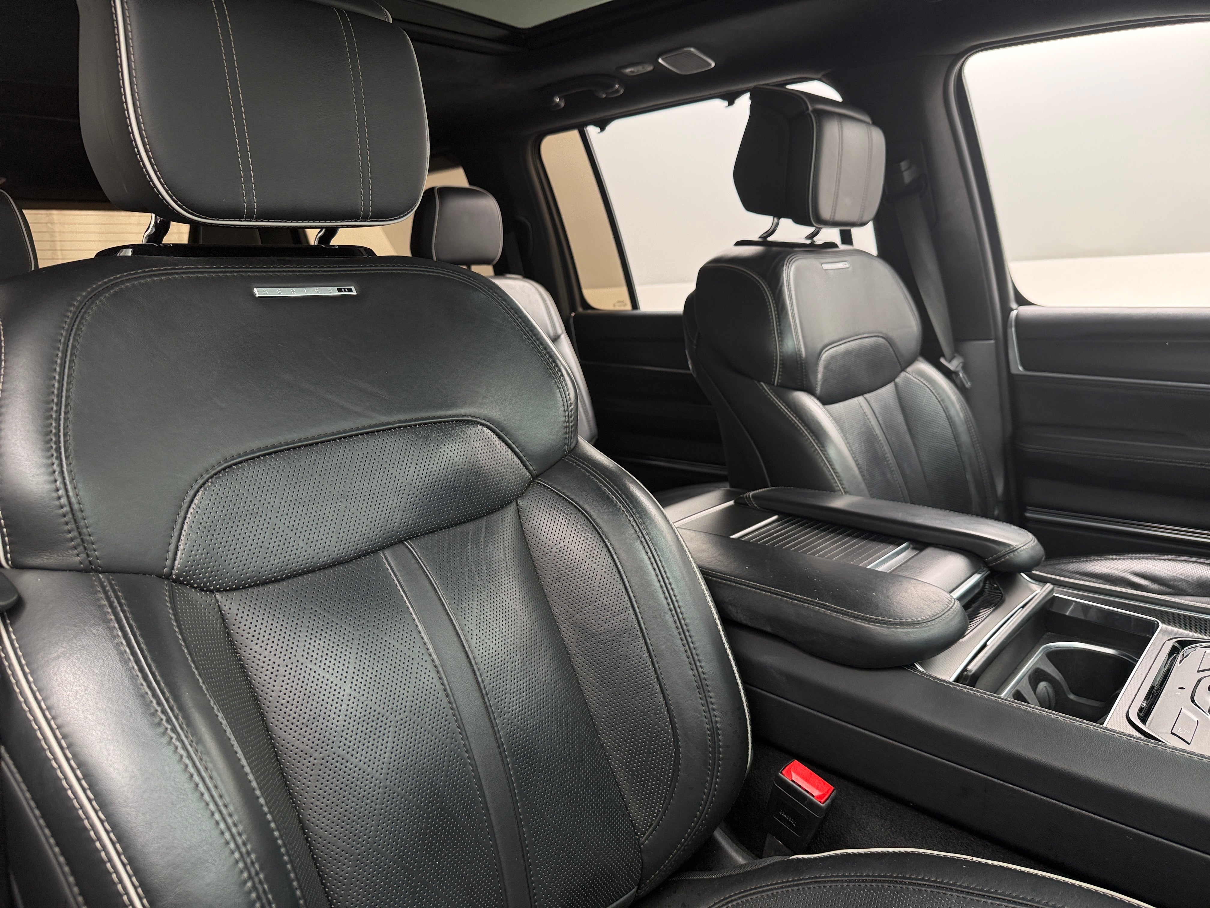 2024 Jeep Grand Wagoneer