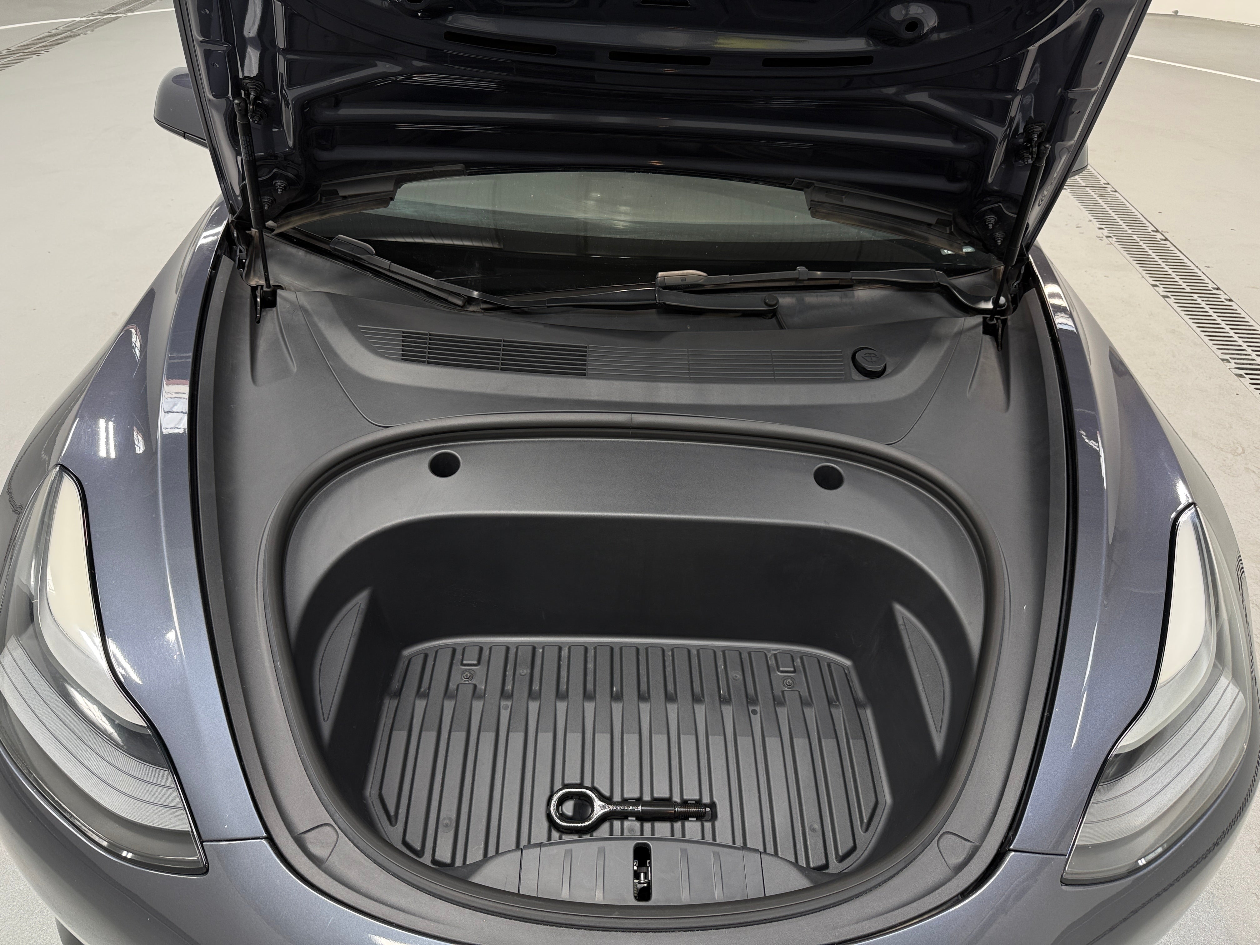 Used 2022 Tesla Model 3 Base with VIN 5YJ3E1EA3NF373340 for sale in Pewaukee, WI