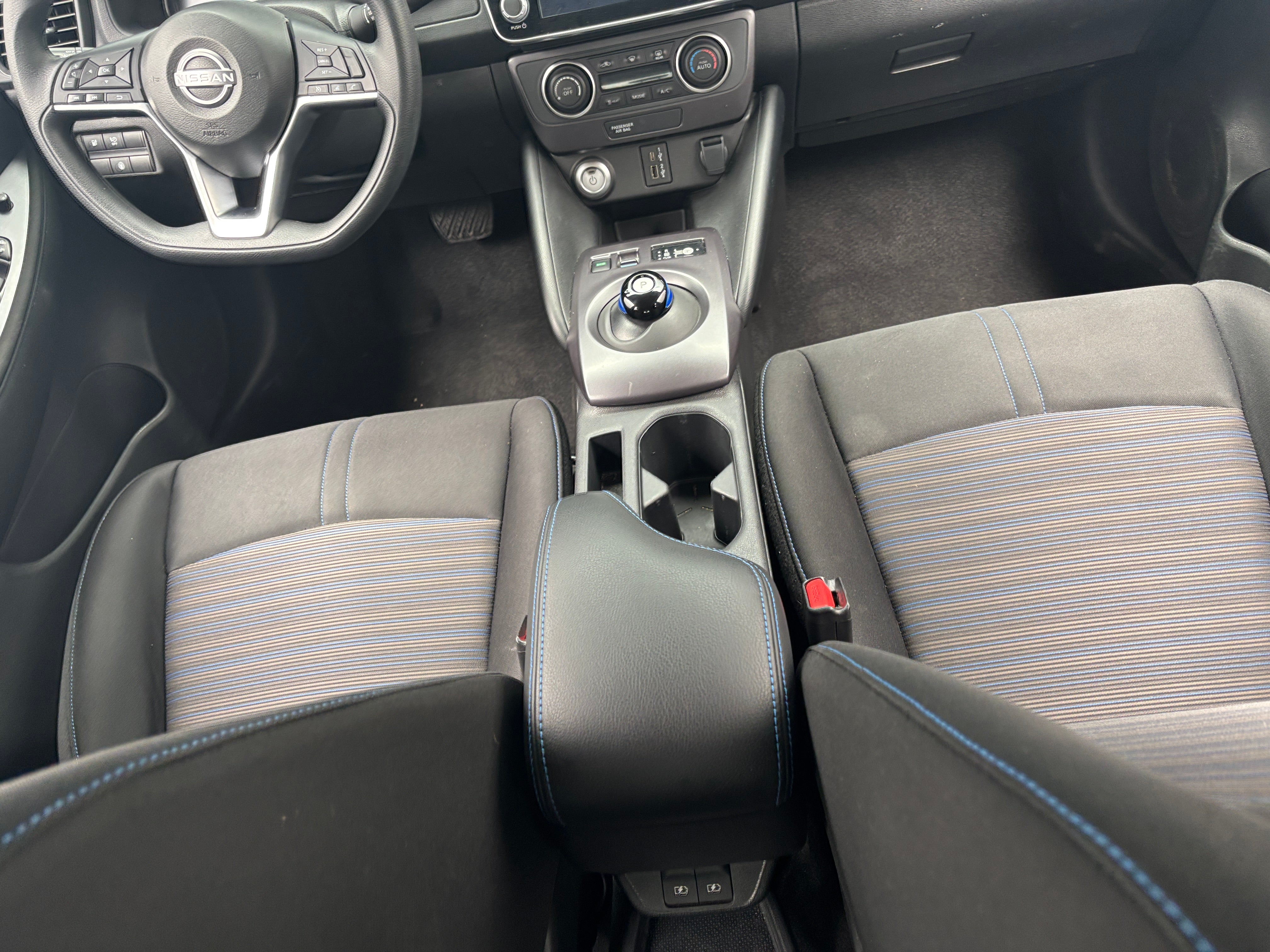 2025 Nissan Leaf S