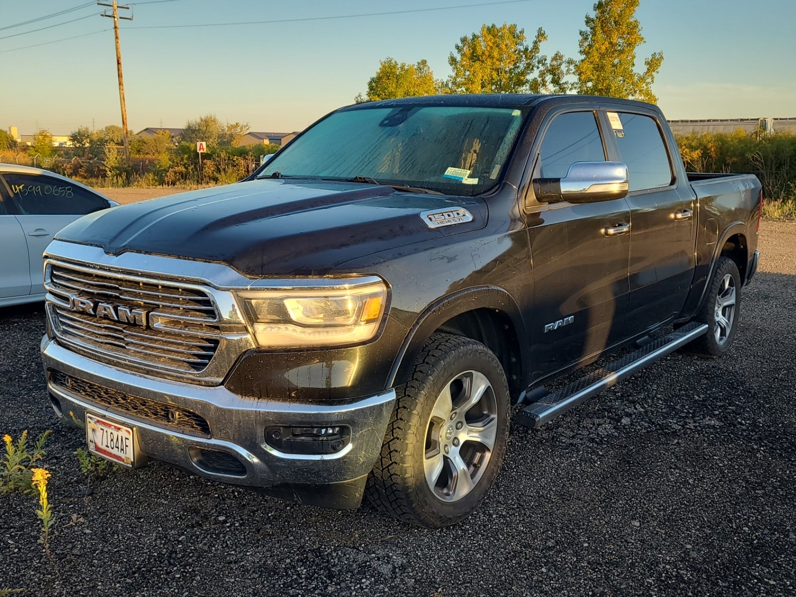 2019 Ram 1500 Laramie 4x4 Crew Cab 5'7" Box