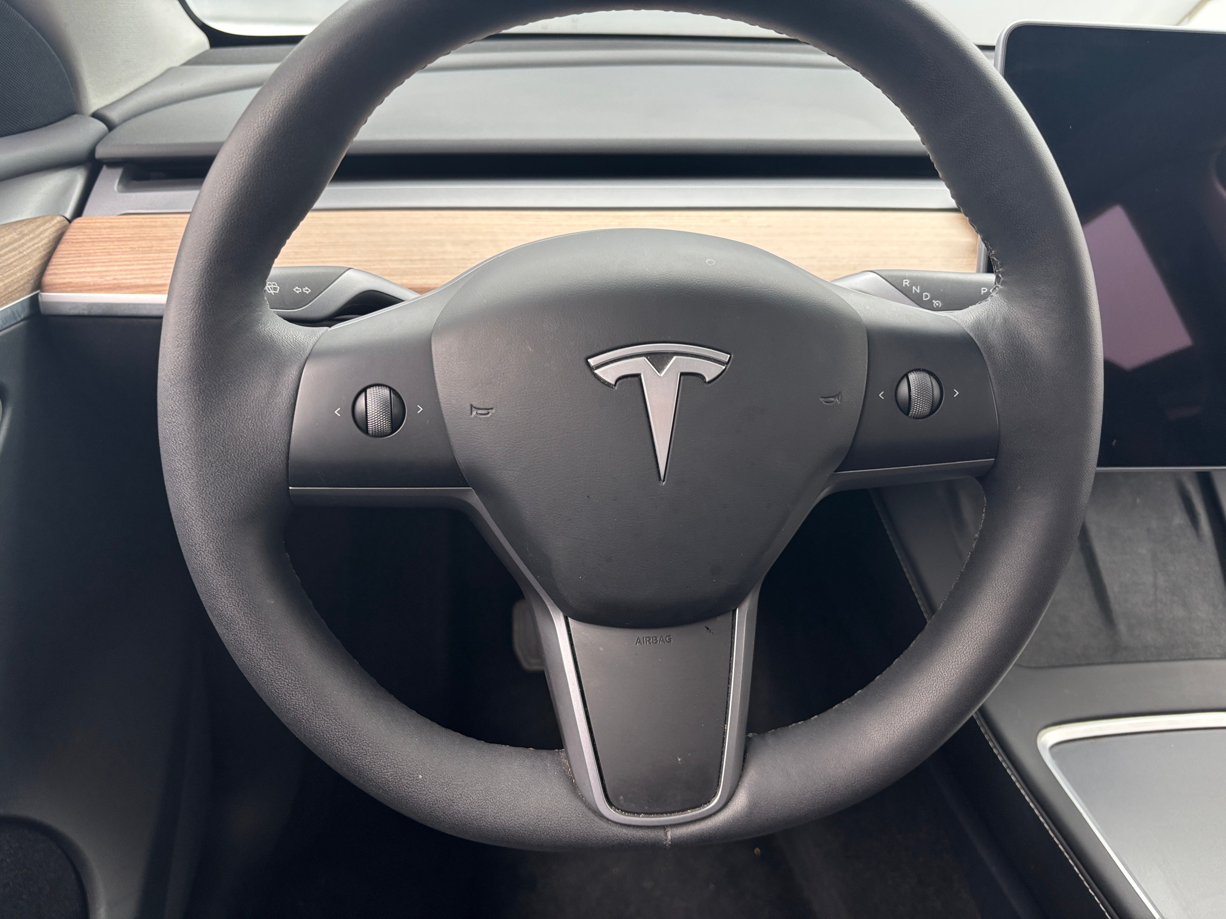 Used 2025 Tesla Model Y Long Range with VIN 7SAYGDEE2SF283292 for sale in Auburn, WA