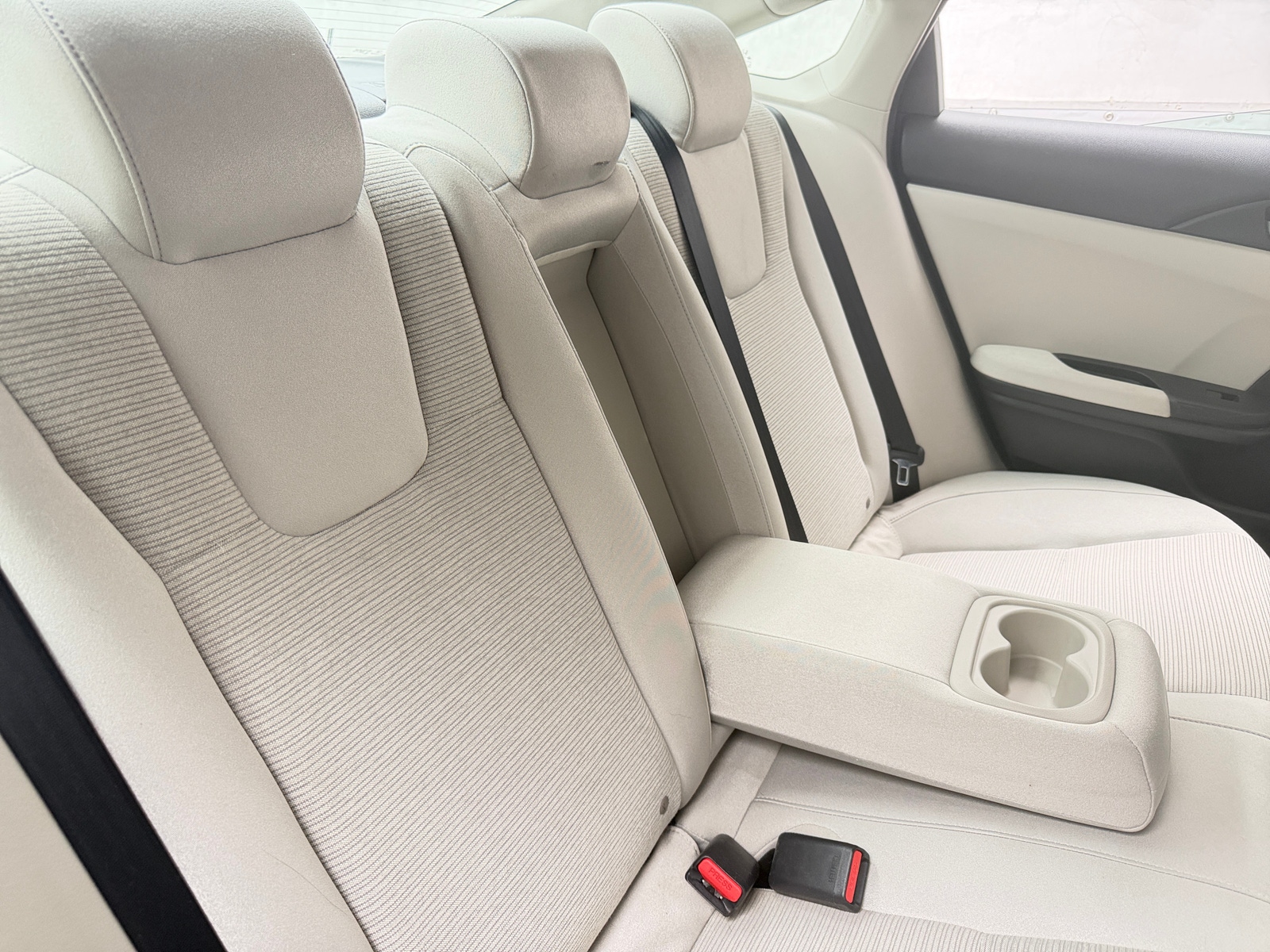 Thumbnail: 2019 Honda Insight - 6