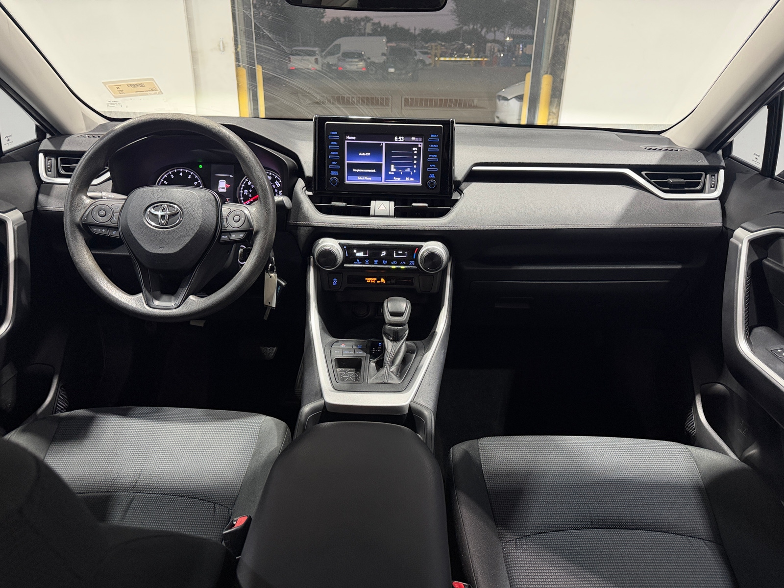 Thumbnail: 2019 Toyota RAV4 - 3
