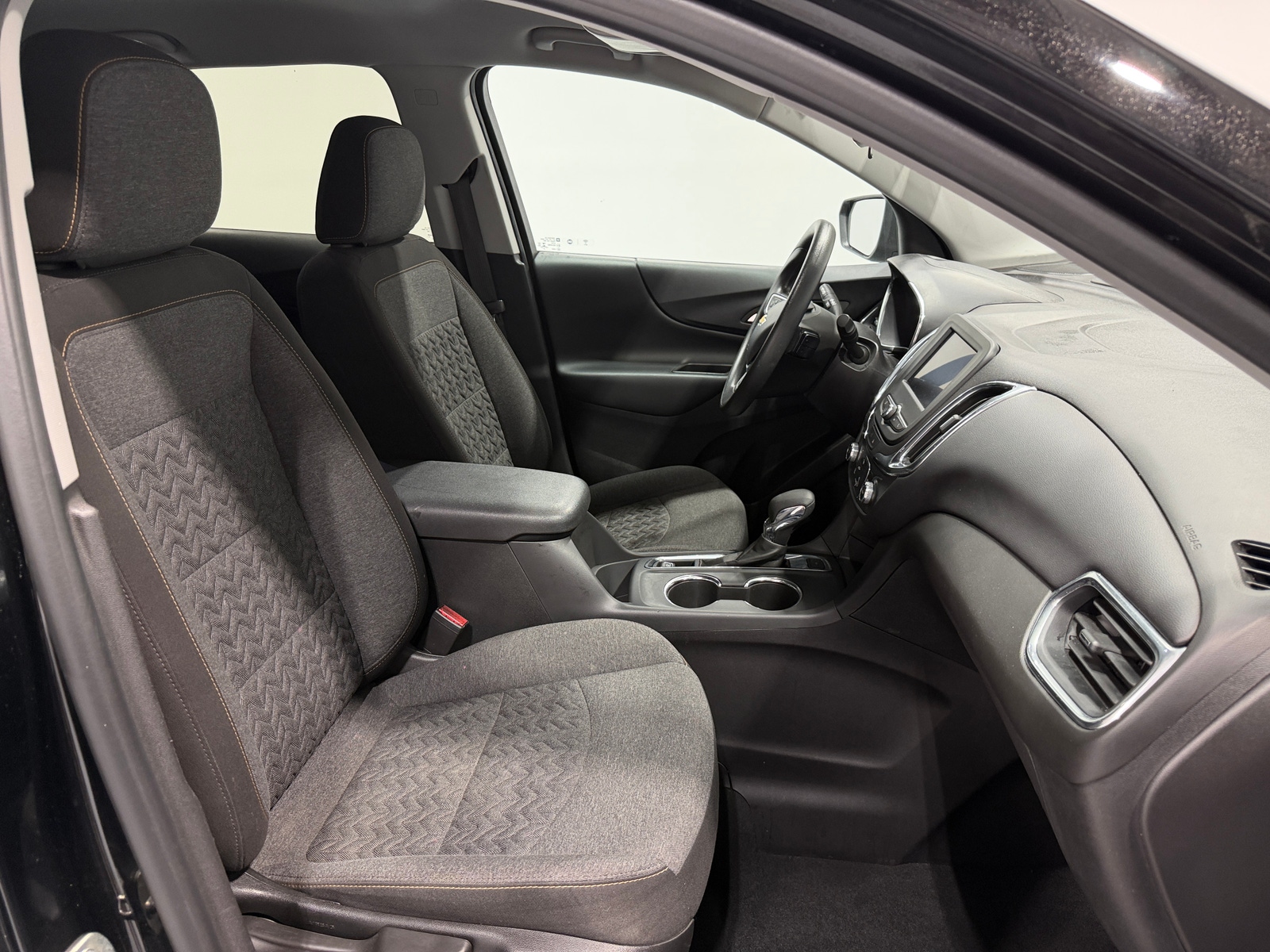 Thumbnail: 2023 Chevrolet Equinox - 2