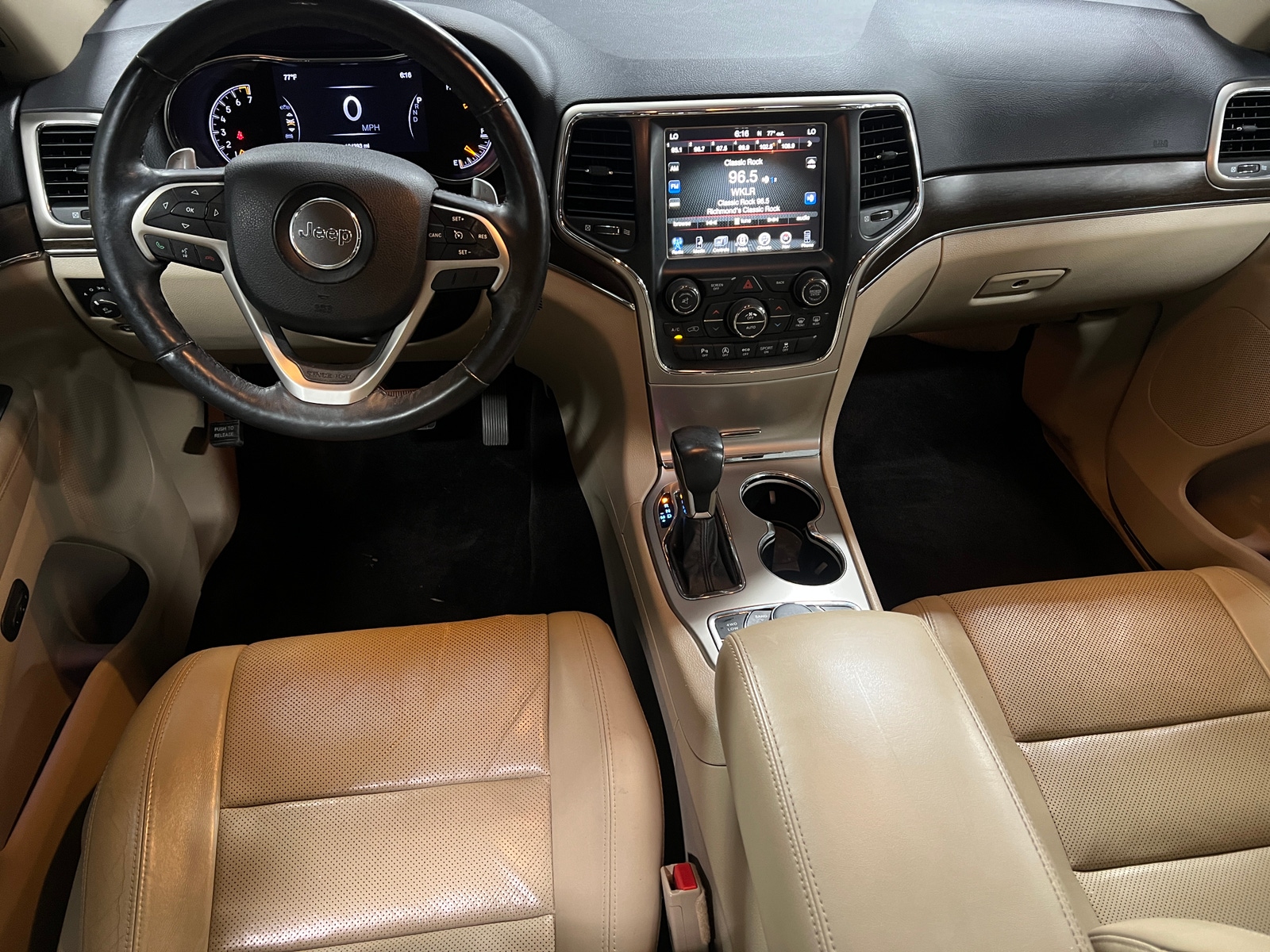 Thumbnail: 2017 Jeep Grand Cherokee - 2