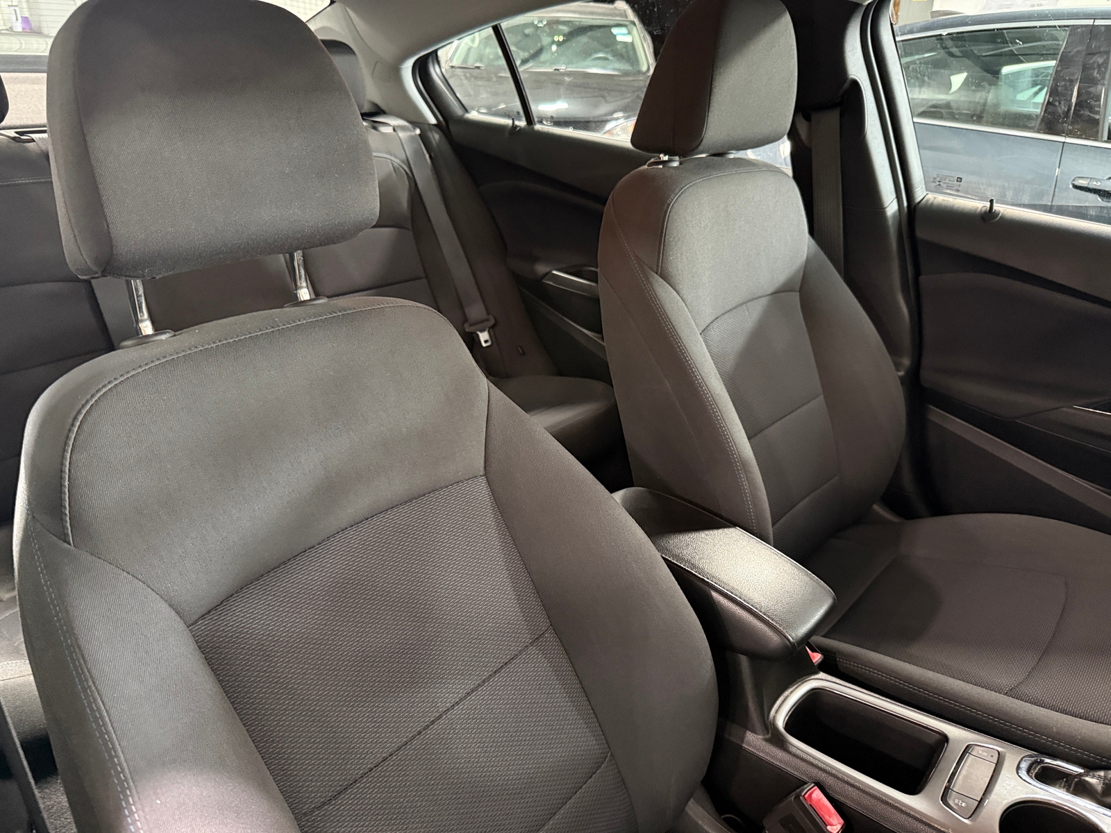Thumbnail: 2019 Chevrolet Cruze - 2
