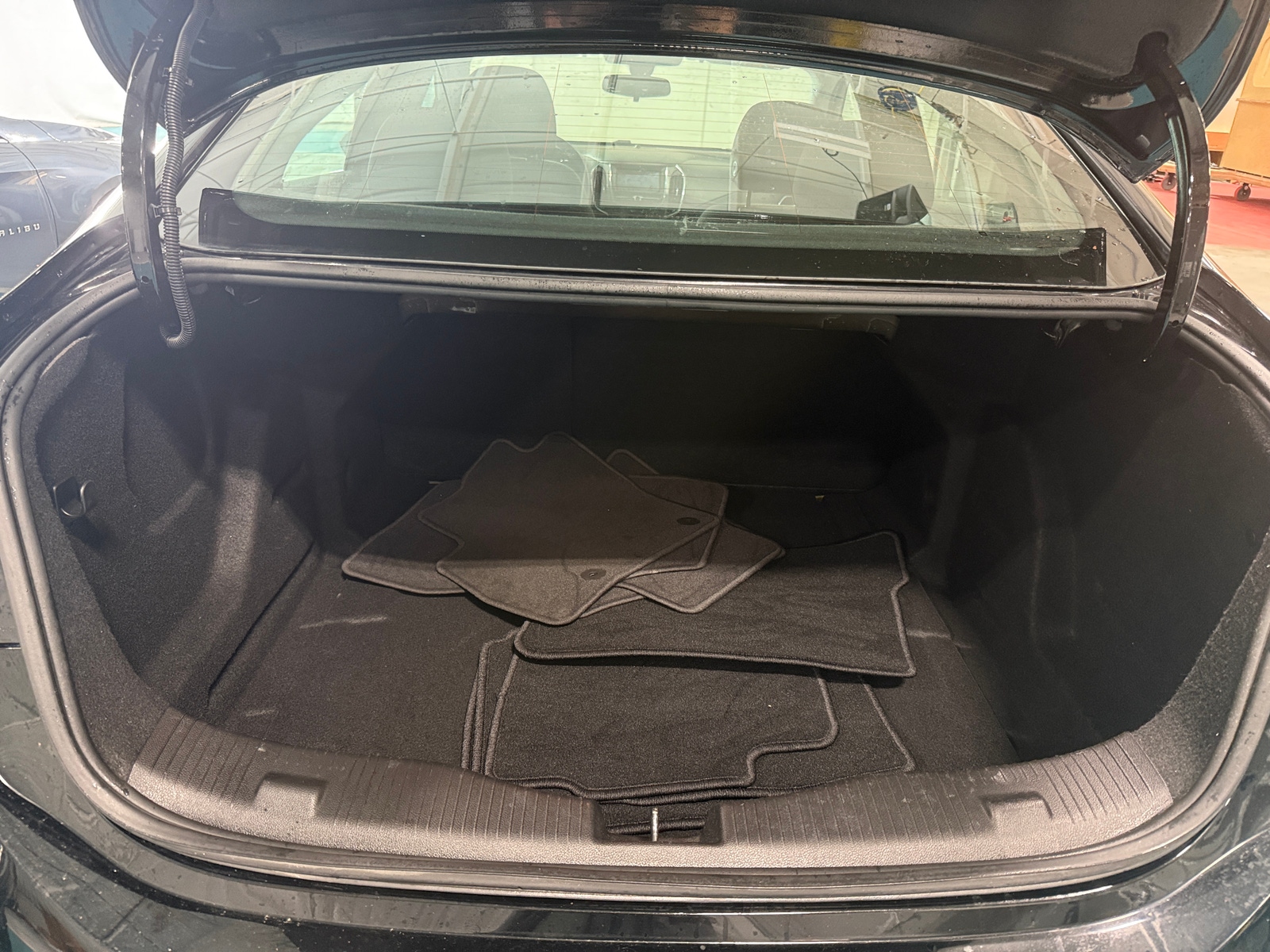 Thumbnail: 2019 Chevrolet Cruze - 7