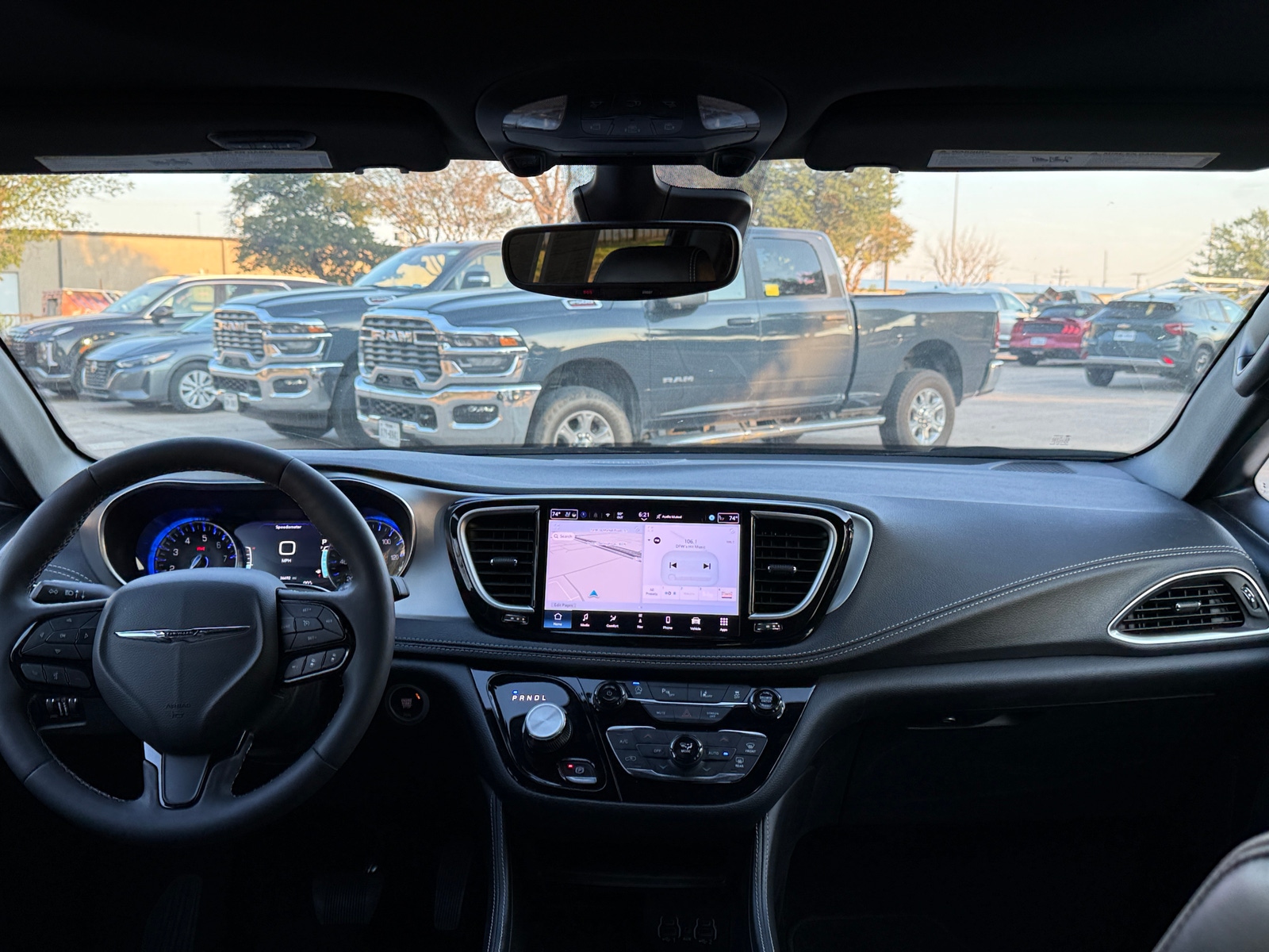 Thumbnail: 2025 Chrysler Pacifica - 2