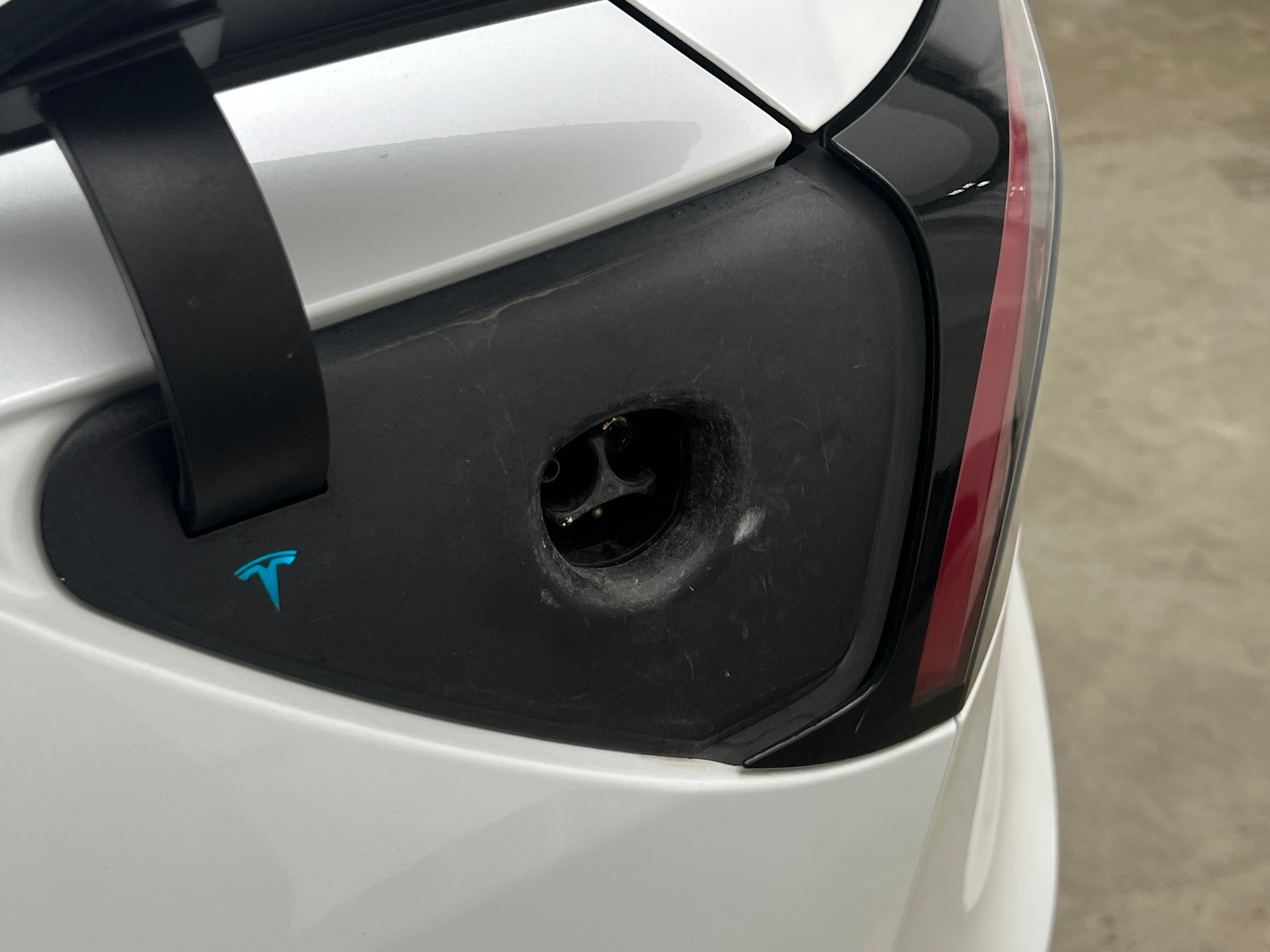 Used 2019 Tesla Model 3 Mid Range with VIN 5YJ3E1EA3KF417557 for sale in Auburn, WA