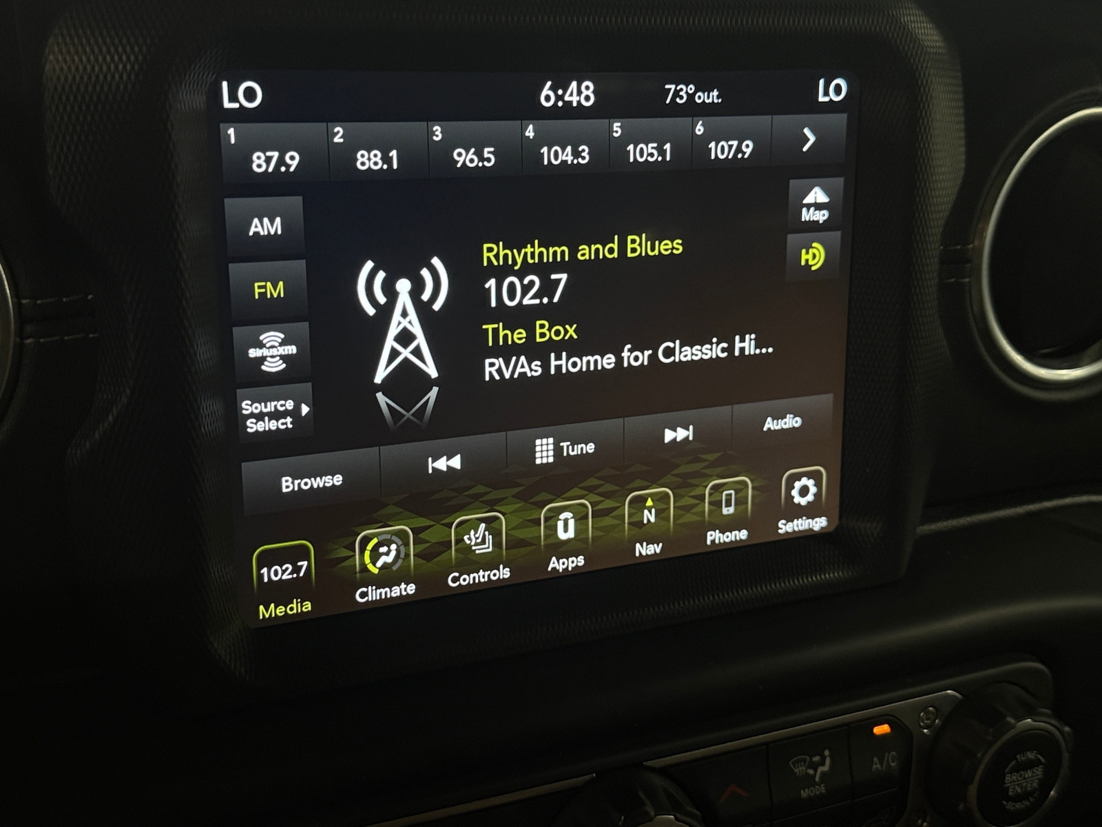 Thumbnail: 2020 Jeep Gladiator - 3