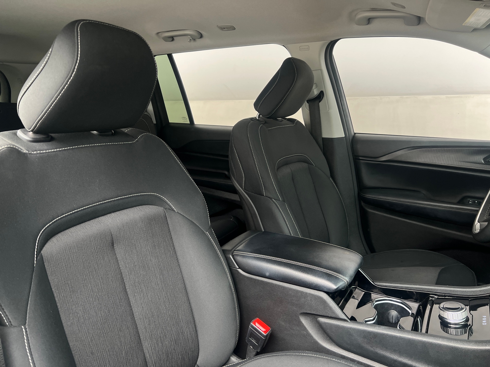 Thumbnail: 2023 Jeep Grand Cherokee L - 2