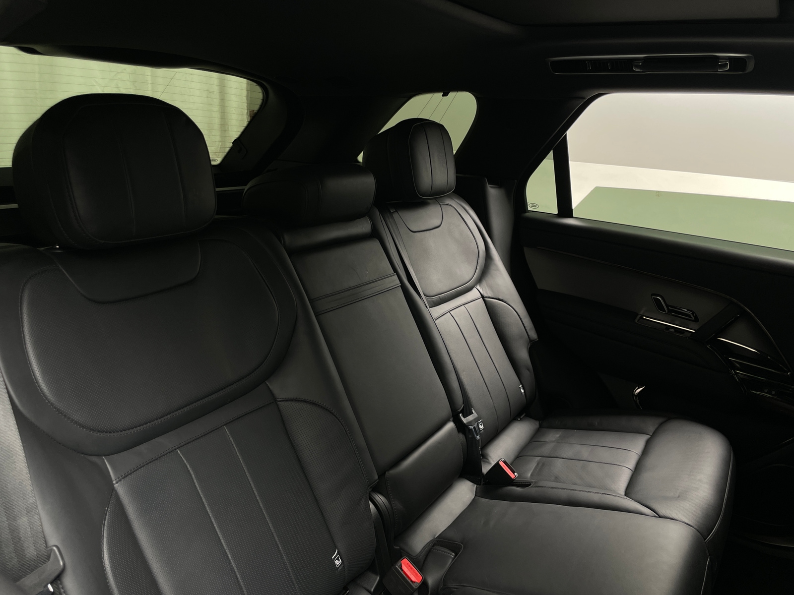 Thumbnail: 2024 Land Rover Range Rover Sport - 5