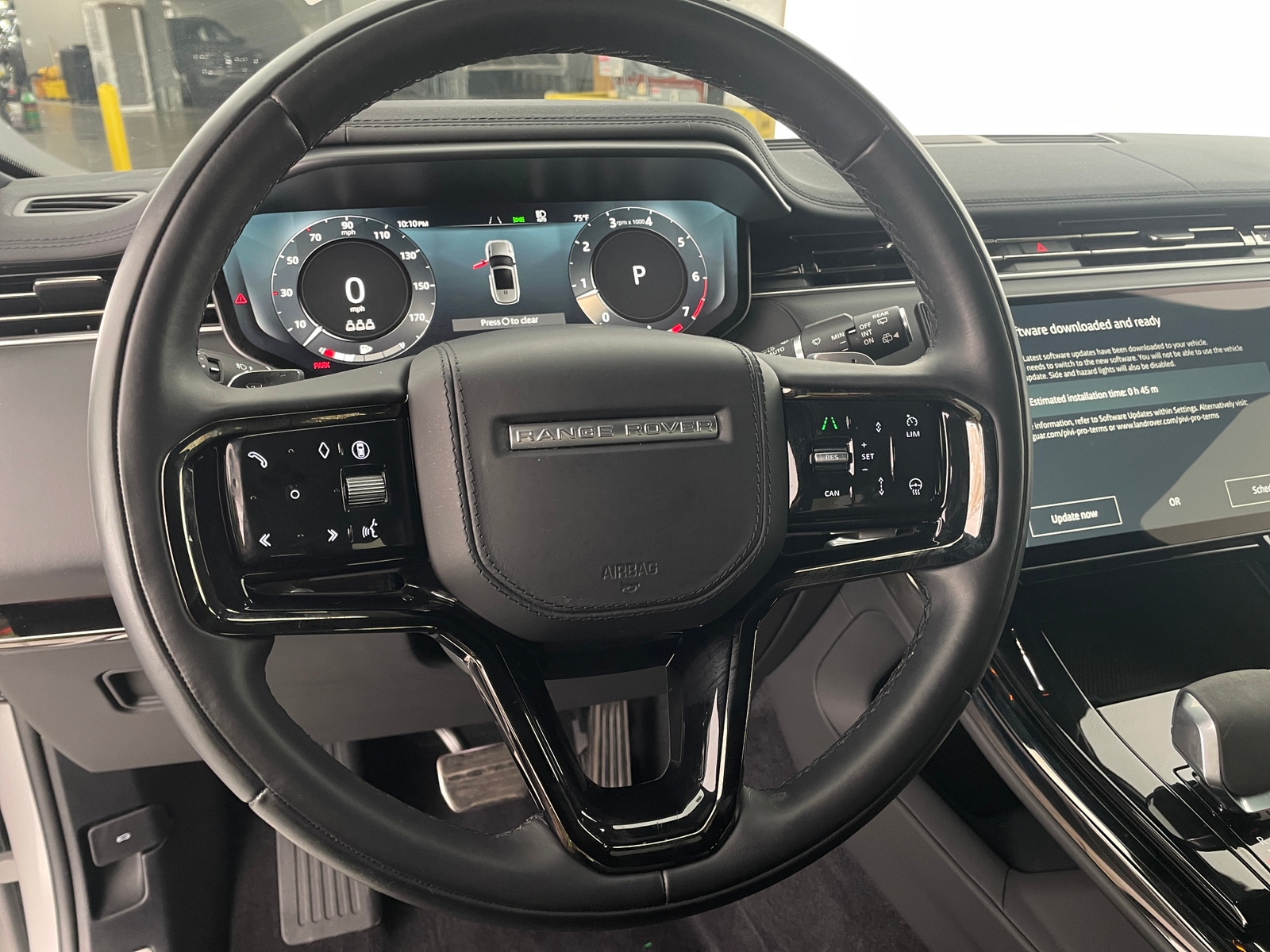 Thumbnail: 2024 Land Rover Range Rover Sport - 4