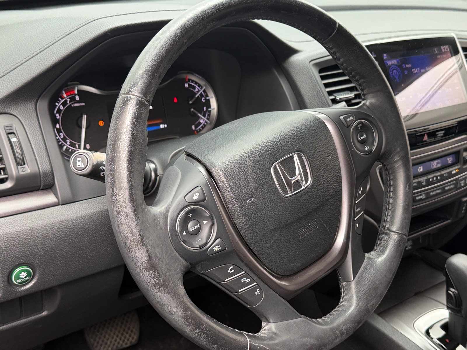 Thumbnail: 2018 Honda Pilot - 4