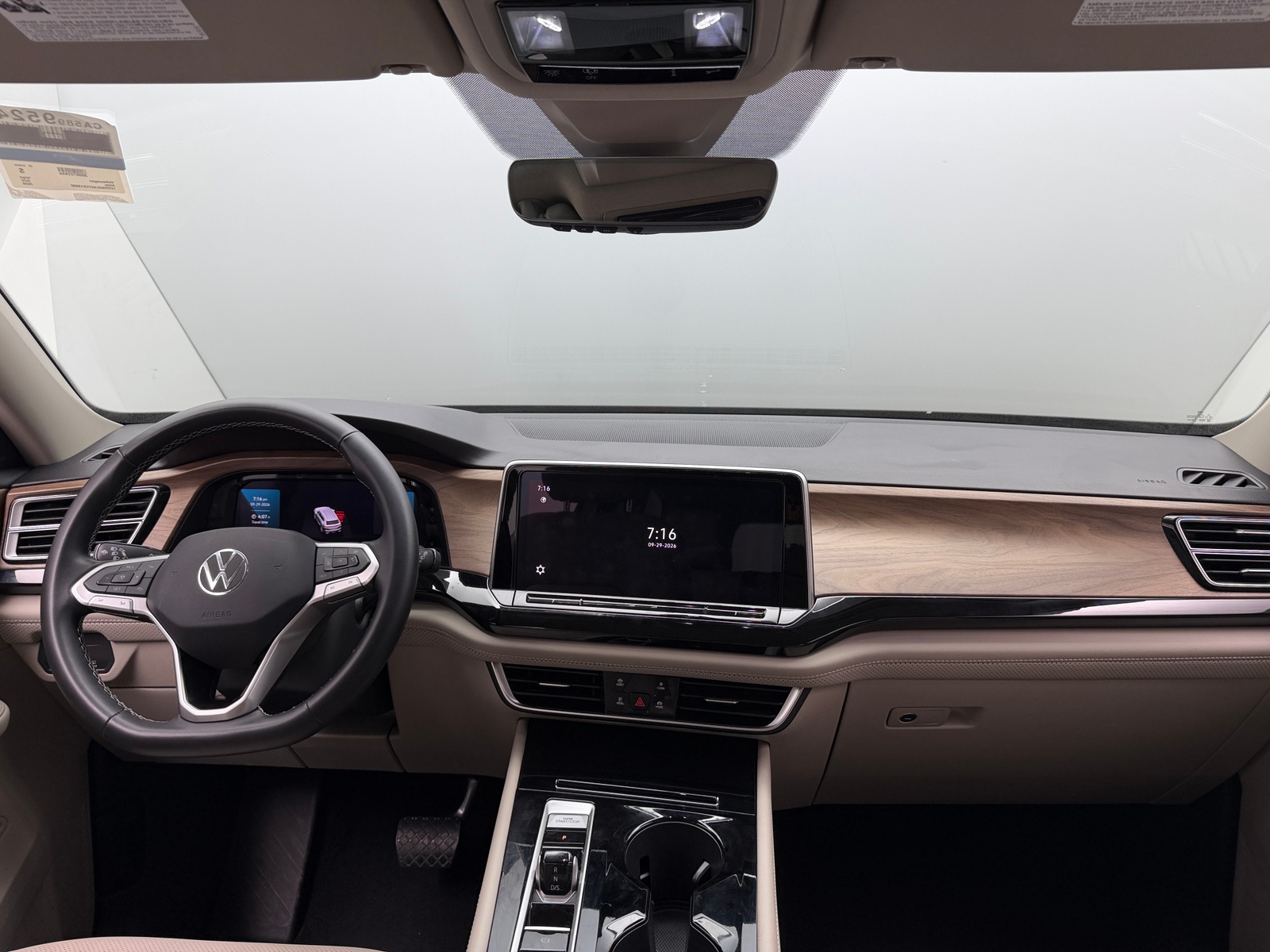 Thumbnail: 2026 Volkswagen Atlas - 3