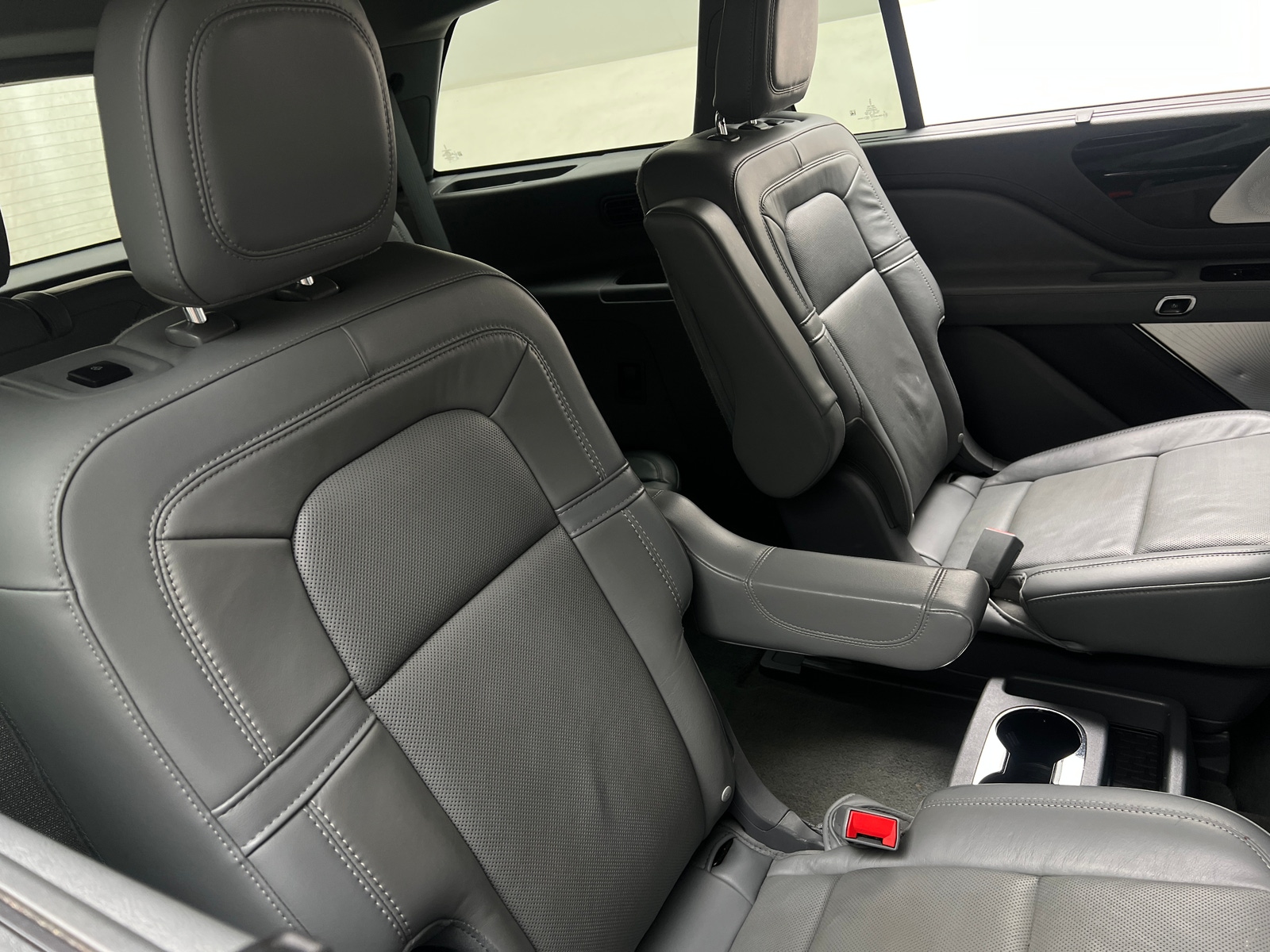 Thumbnail: 2021 Lincoln Aviator - 5