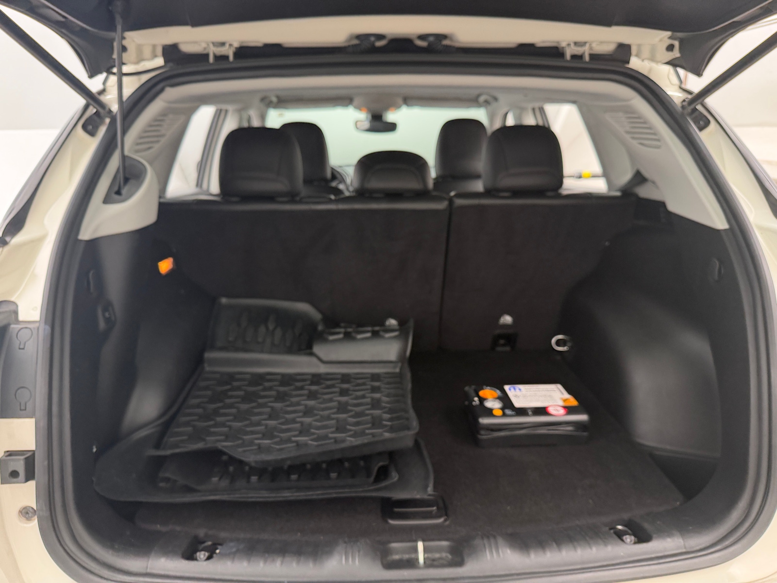 Thumbnail: 2019 Jeep Compass - 7