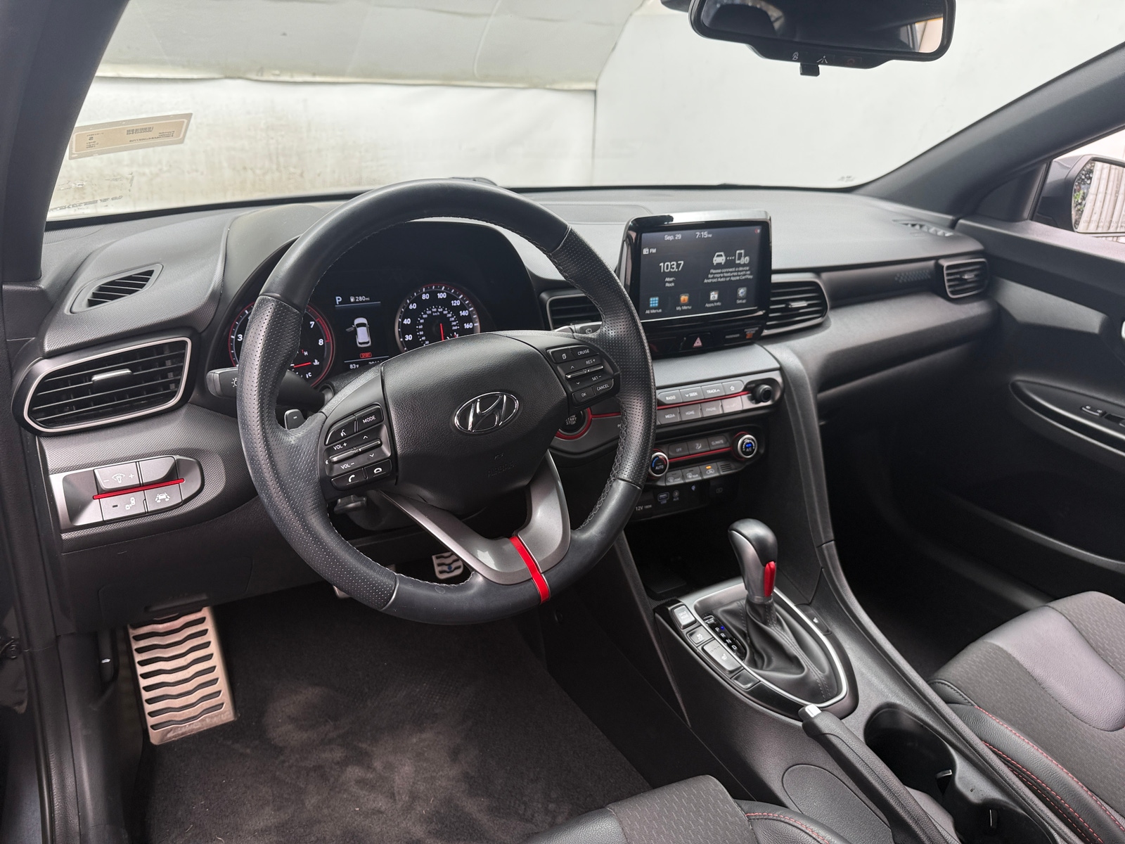 Thumbnail: 2020 Hyundai Veloster - 3
