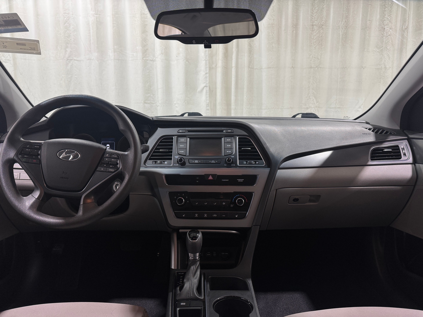 Thumbnail: 2015 Hyundai Sonata - 3